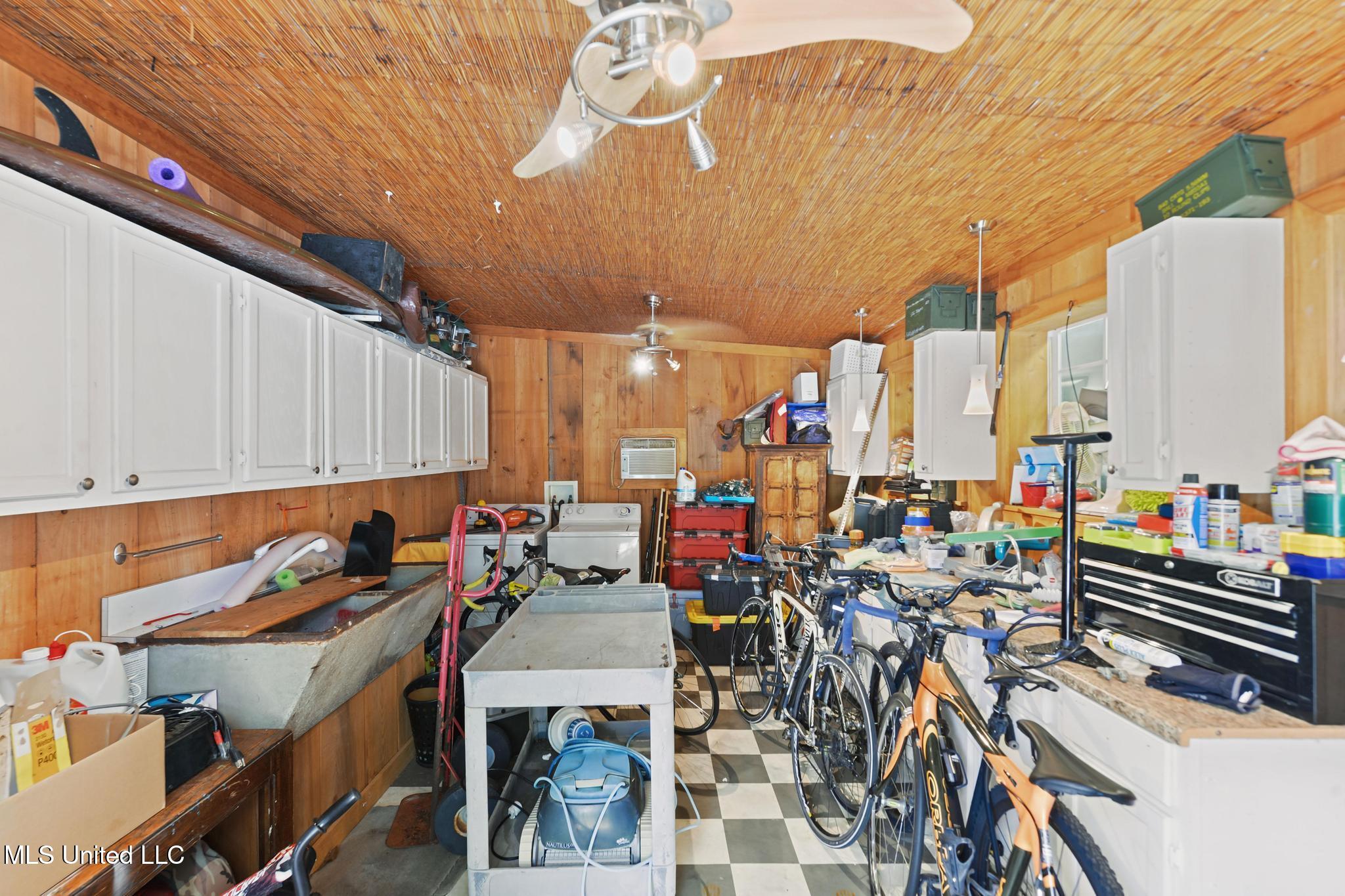 26240 Eddy Road Property Photo 44