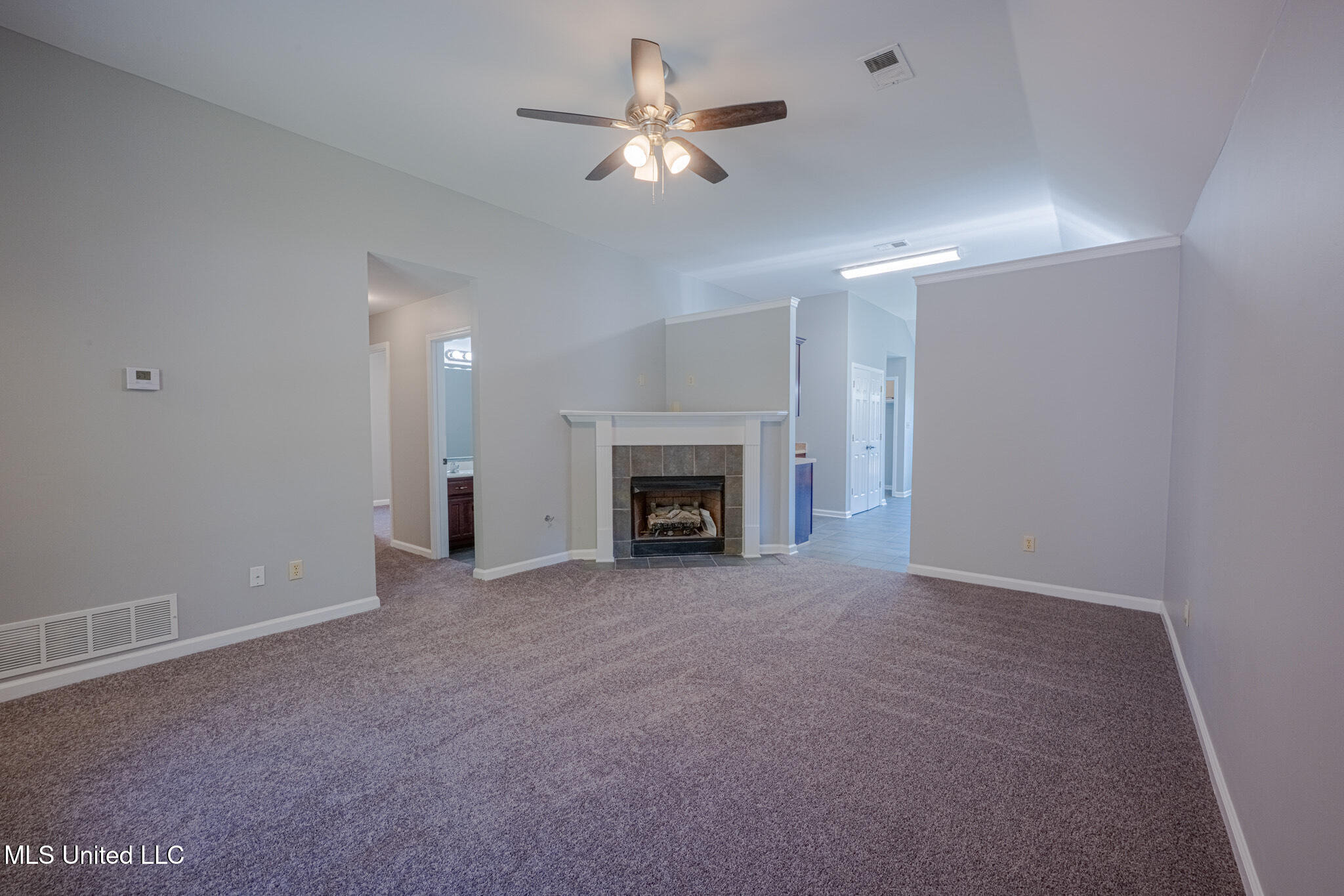 8382 Regal Bend Drive Property Photo 8