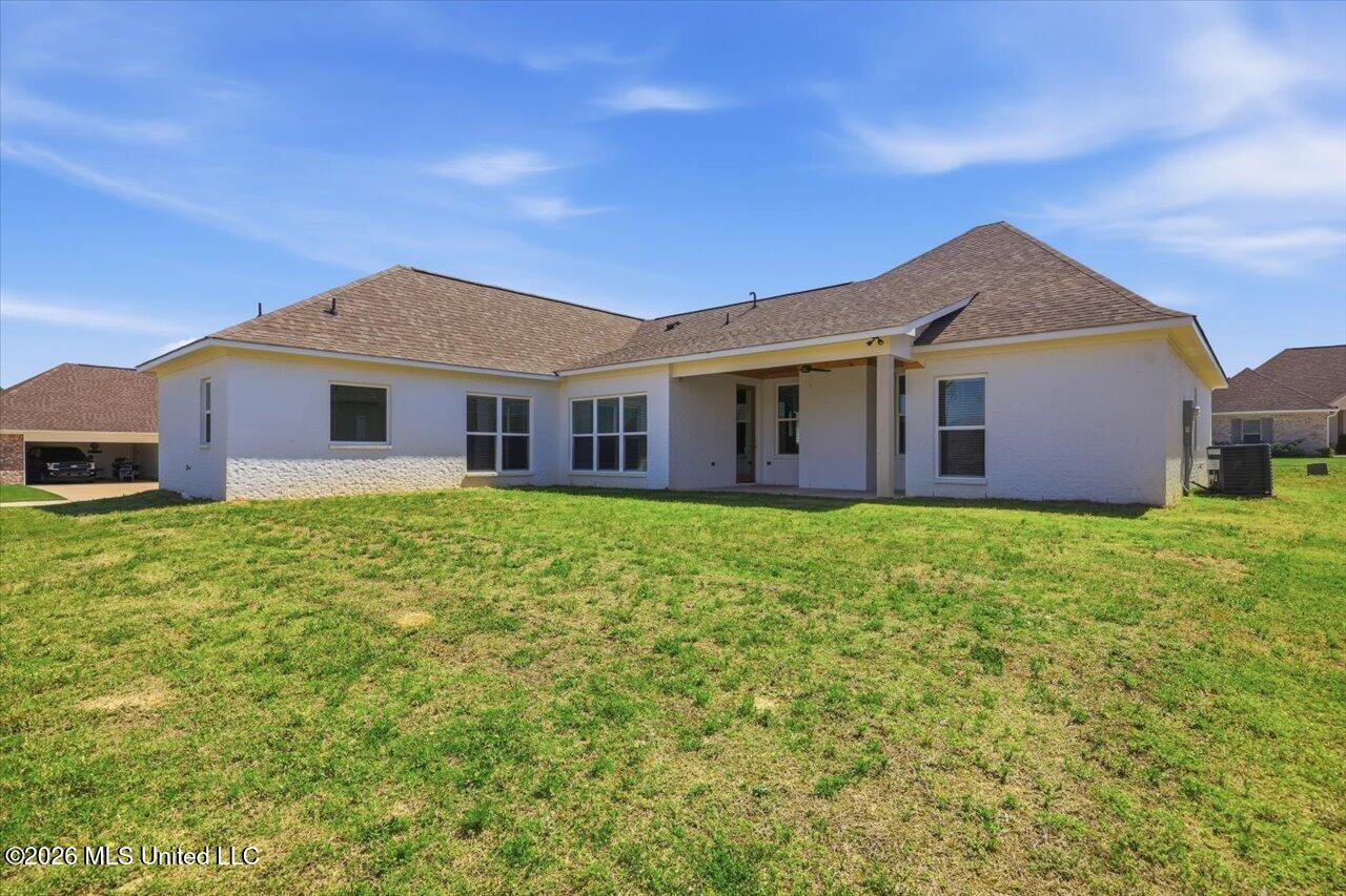 111 Willow Way Property Photo 33