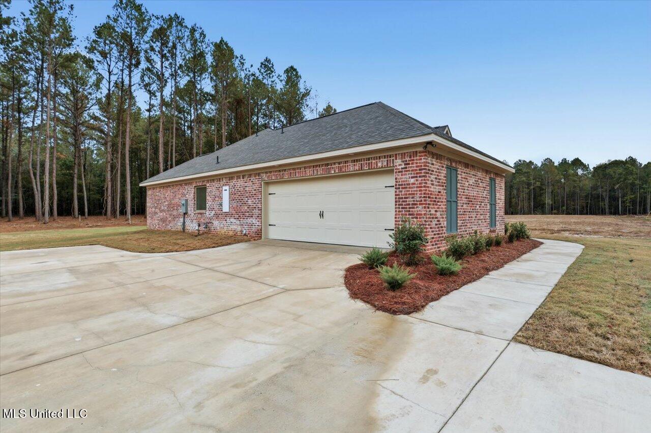 317 Stronghold Drive Property Photo 4