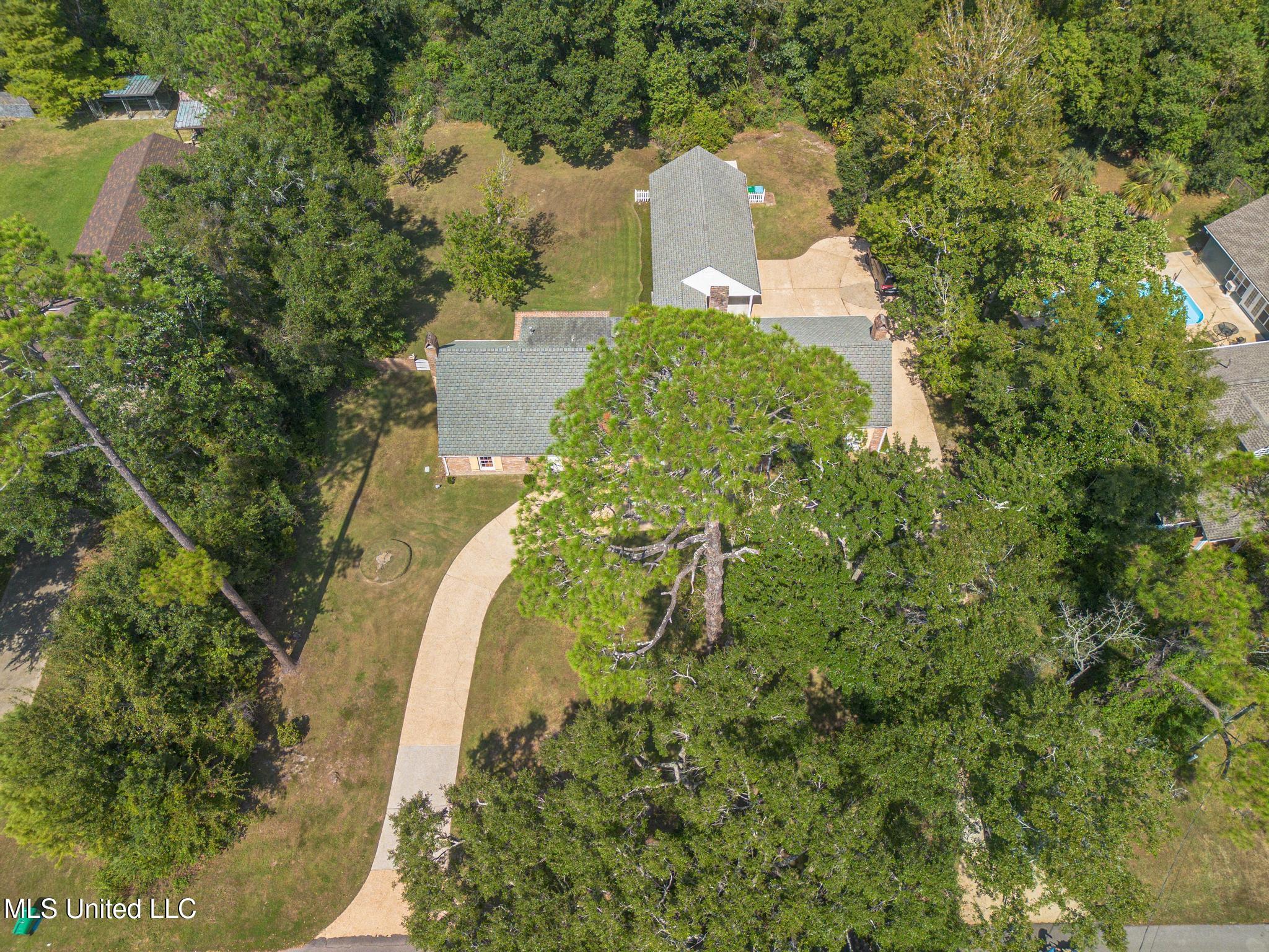 50 Poplar Circle Property Photo 4