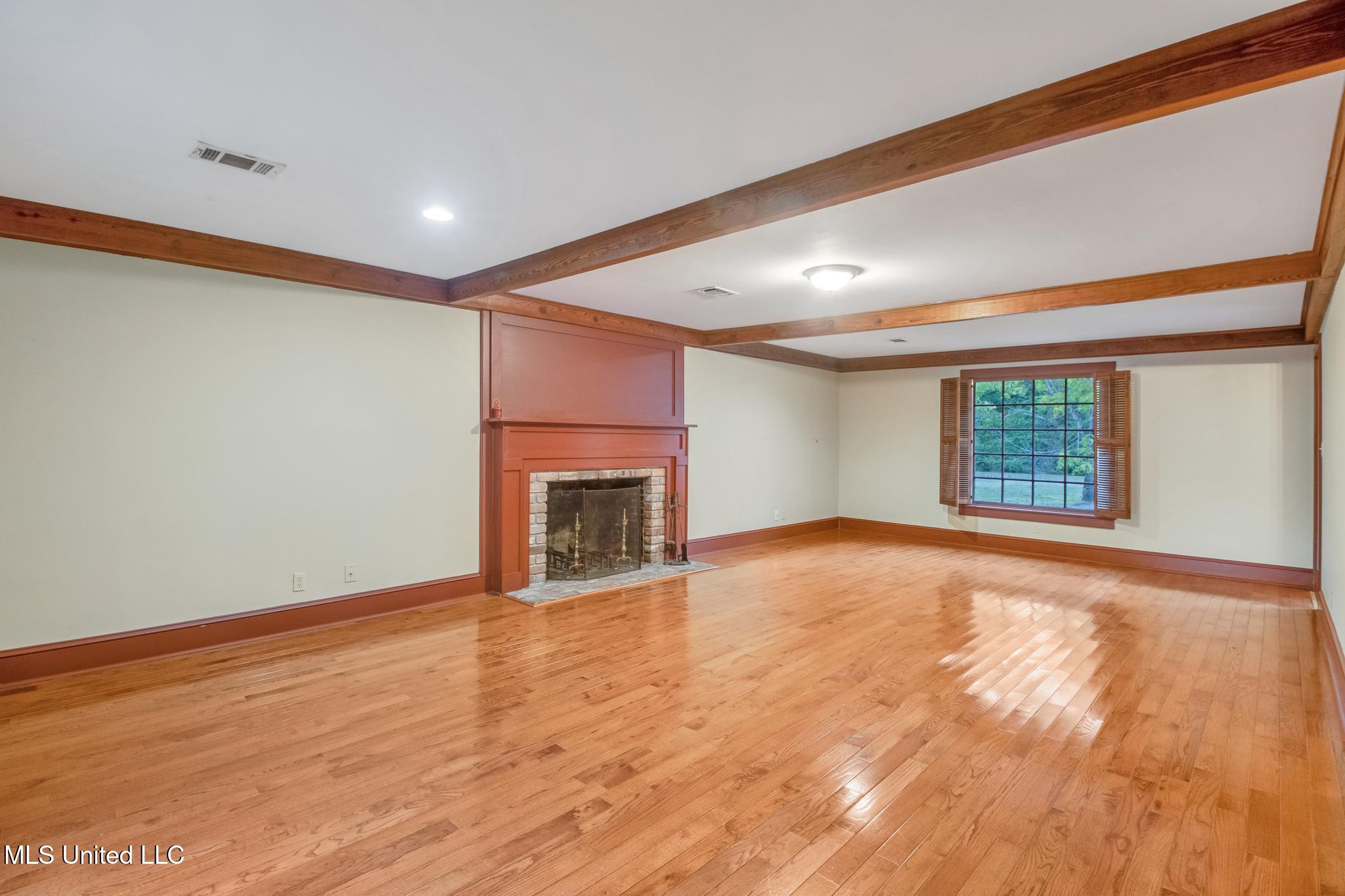 50 Poplar Circle Property Photo 5