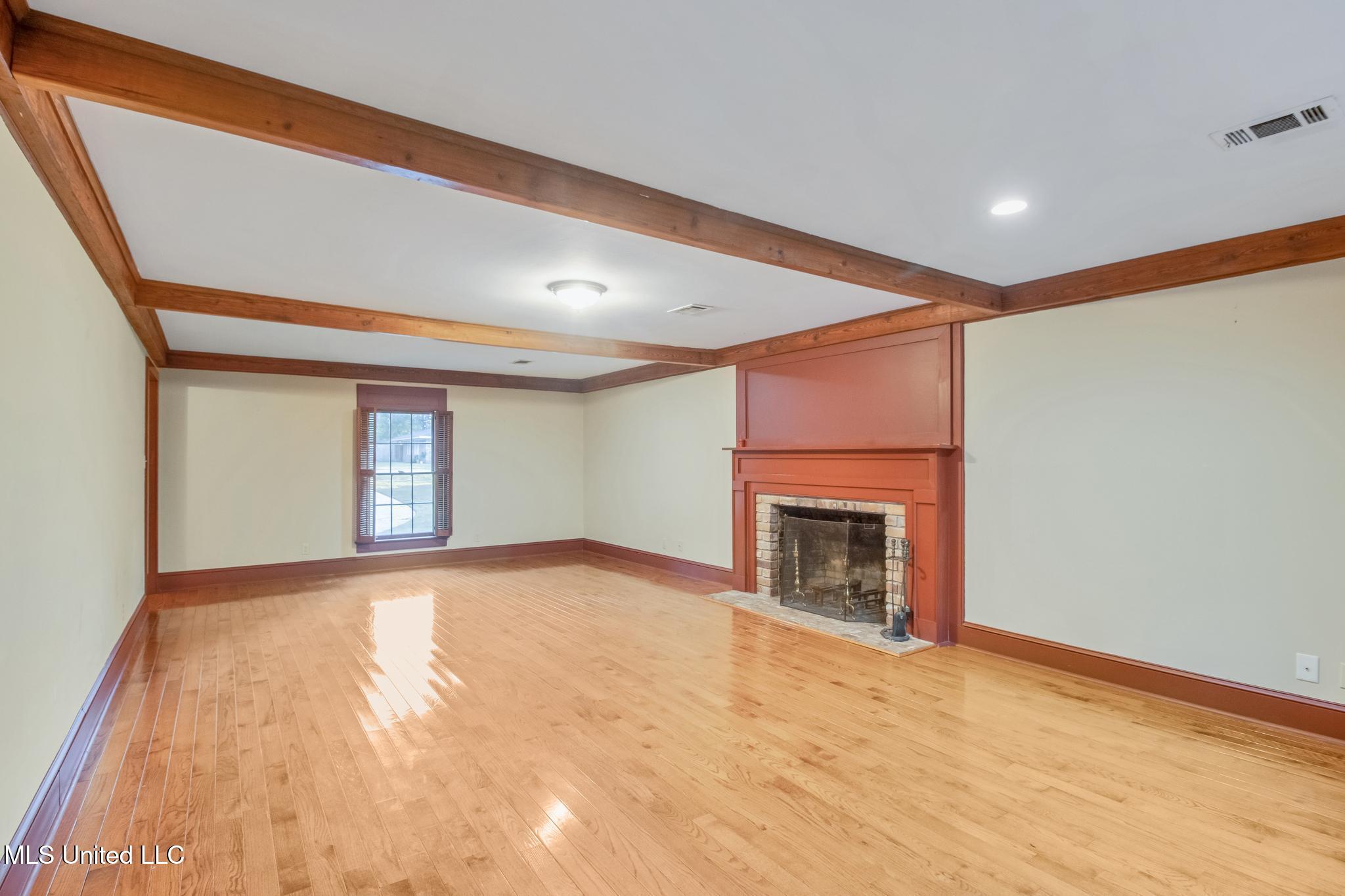 50 Poplar Circle Property Photo 6