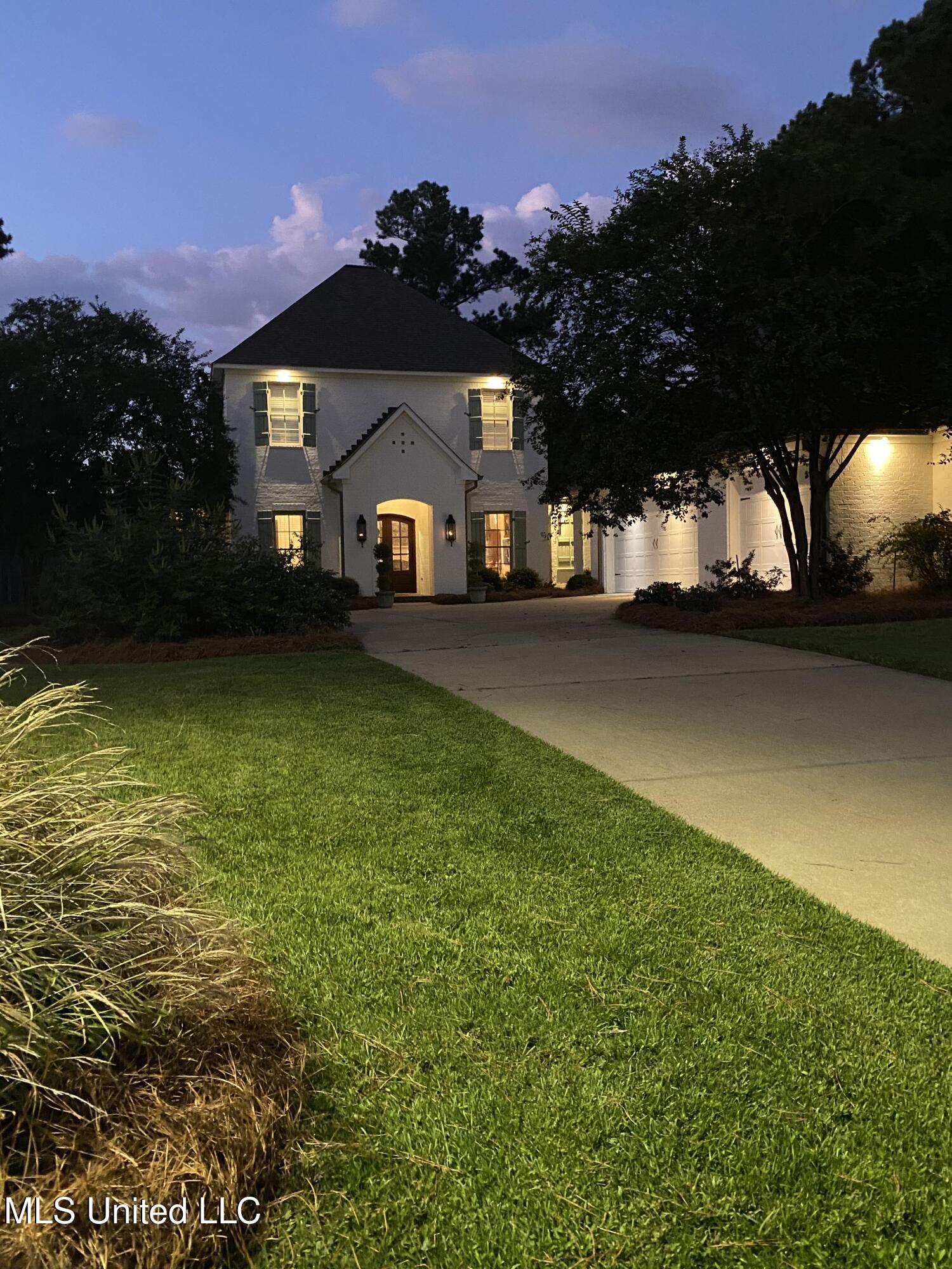 202 Saint Pierre Cove Property Photo 3