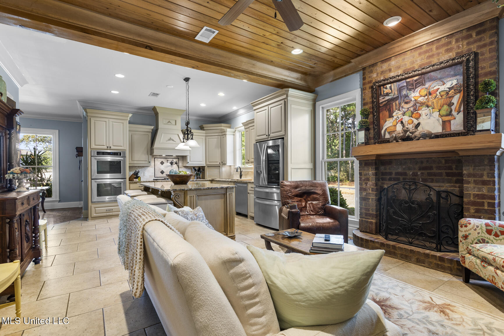 202 Saint Pierre Cove Property Photo 24