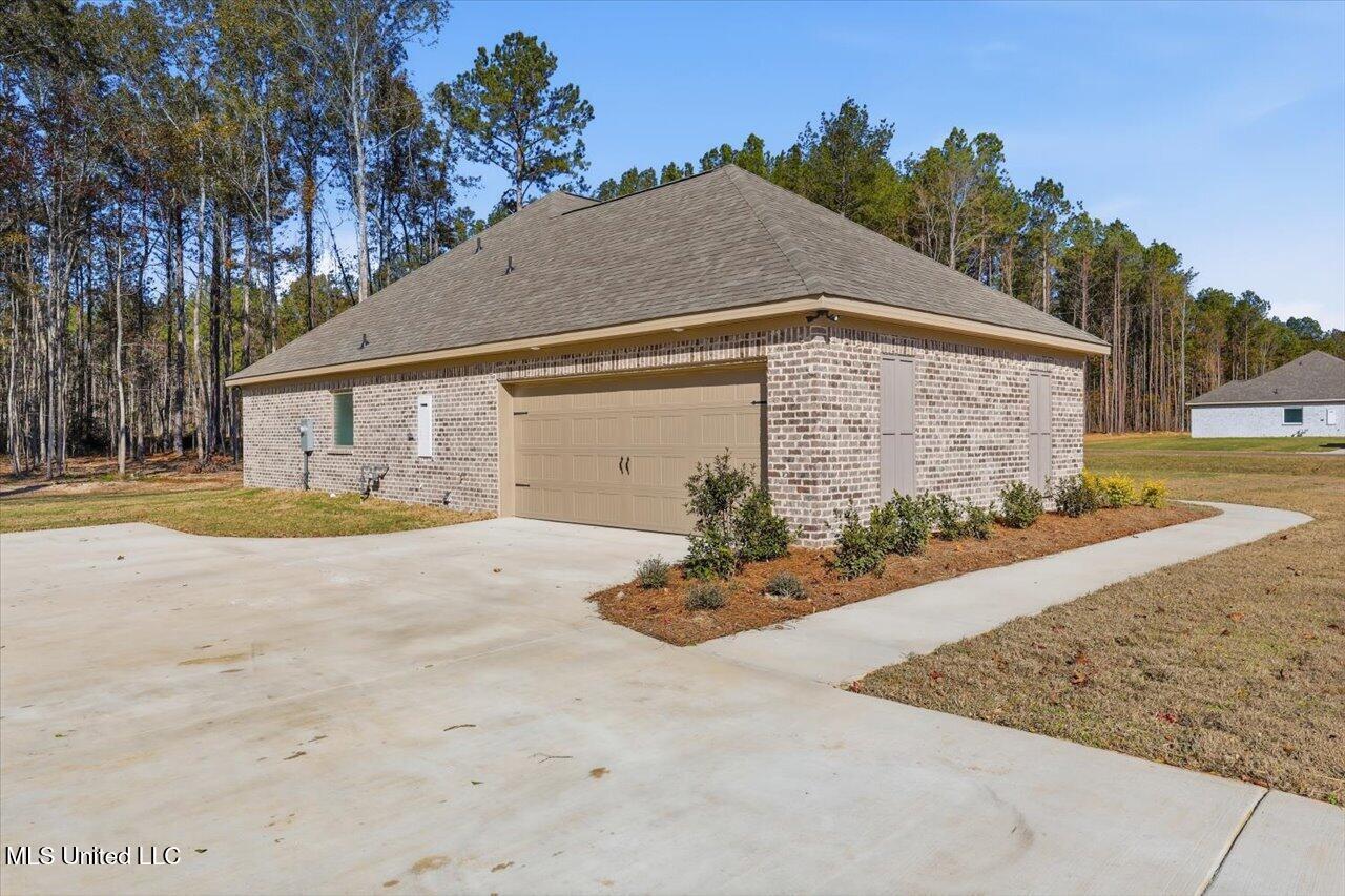 309 Stronghold Drive Property Photo 4