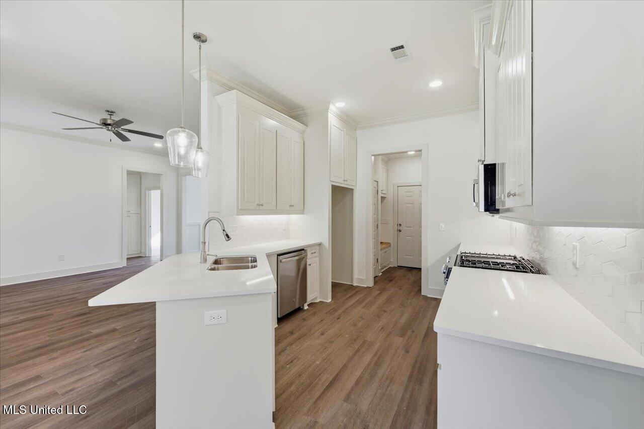 309 Stronghold Drive Property Photo 11