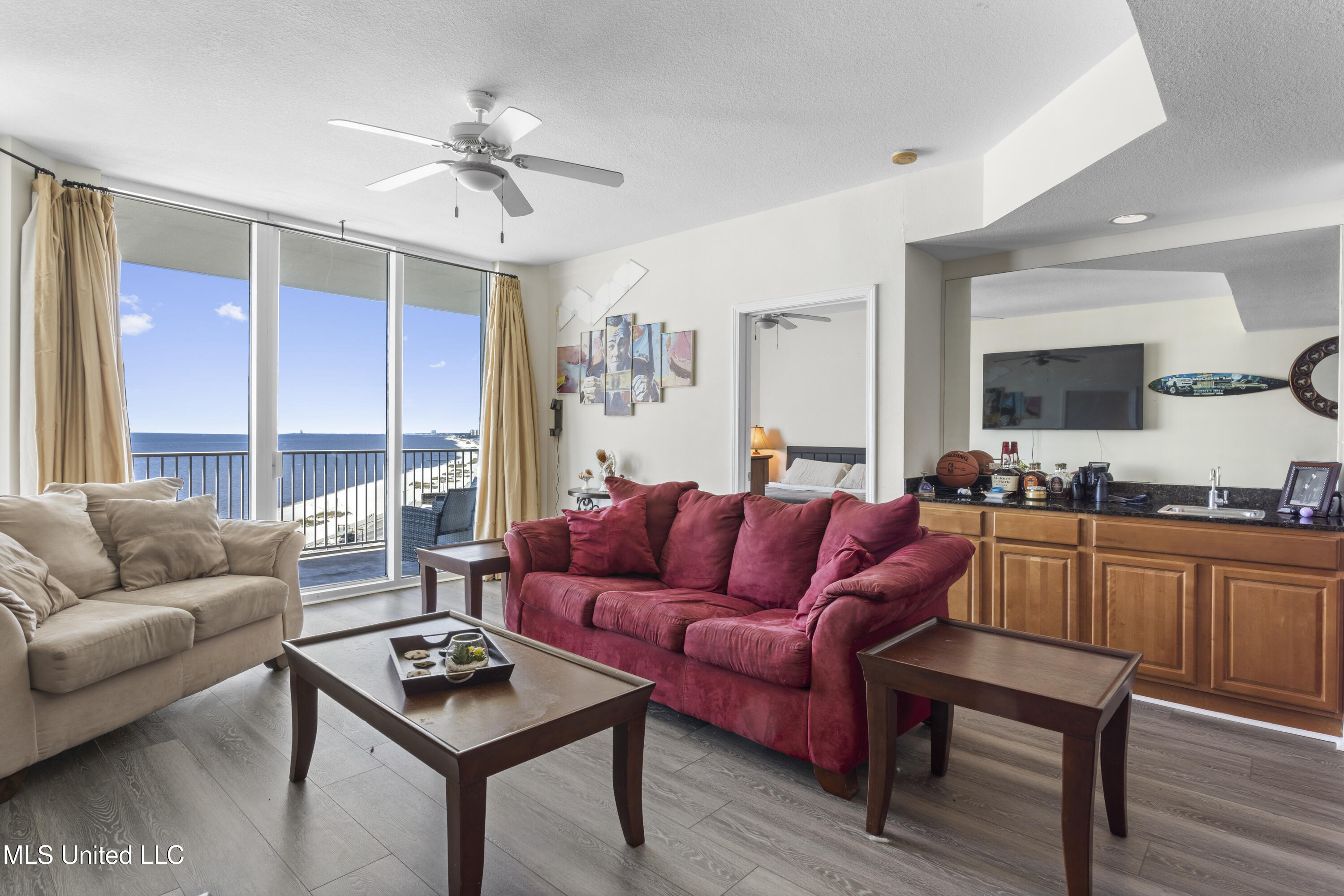 2668 Beach Boulevard Property Photo 1