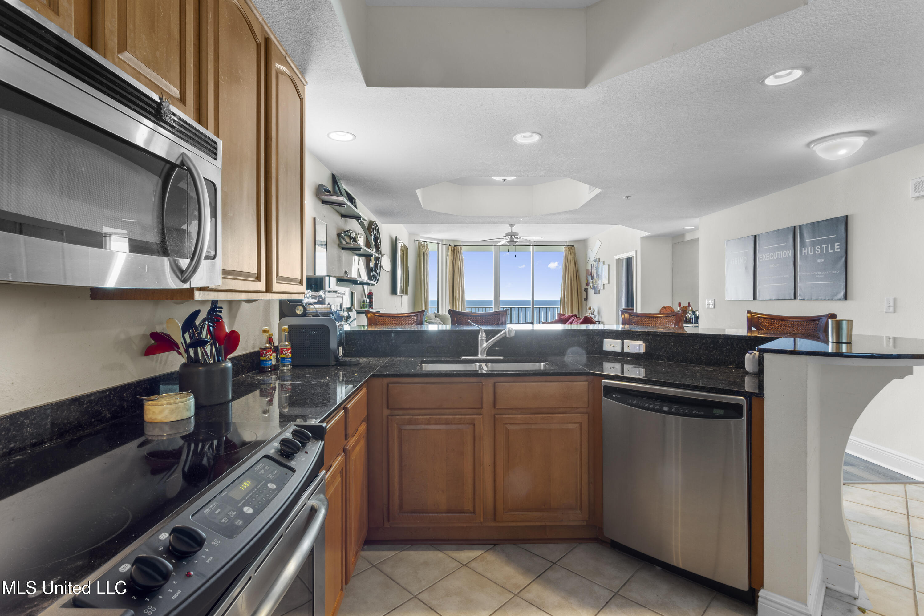 2668 Beach Boulevard Property Photo 20