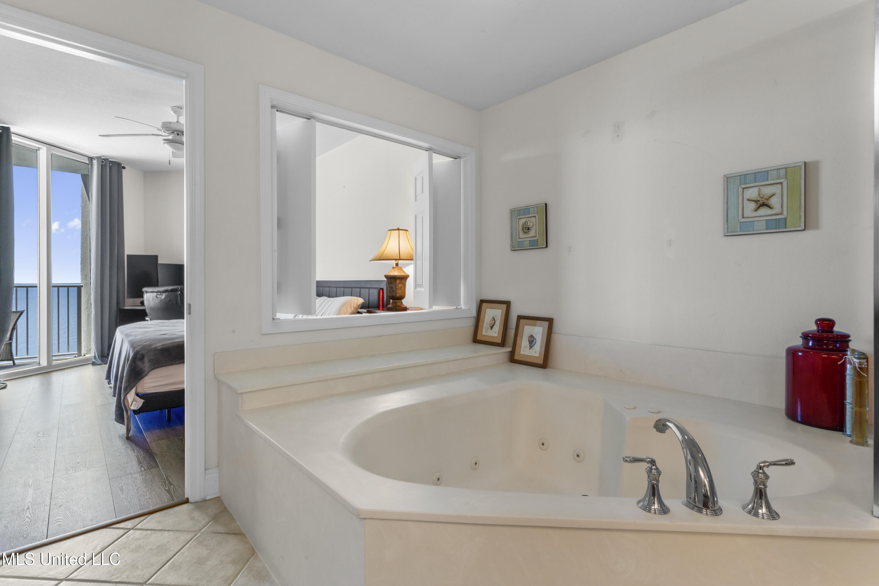 2668 Beach Boulevard Property Photo 31