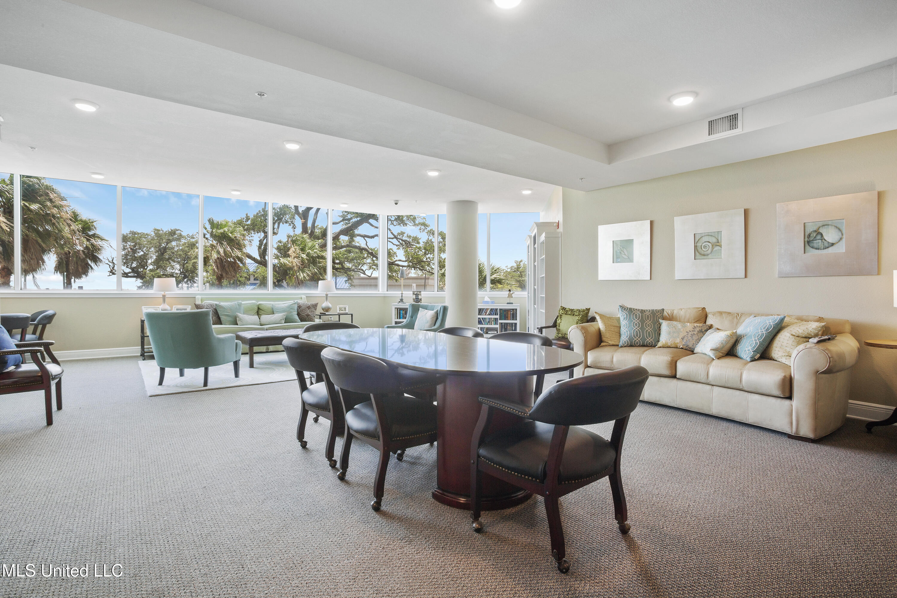 2668 Beach Boulevard Property Photo 42
