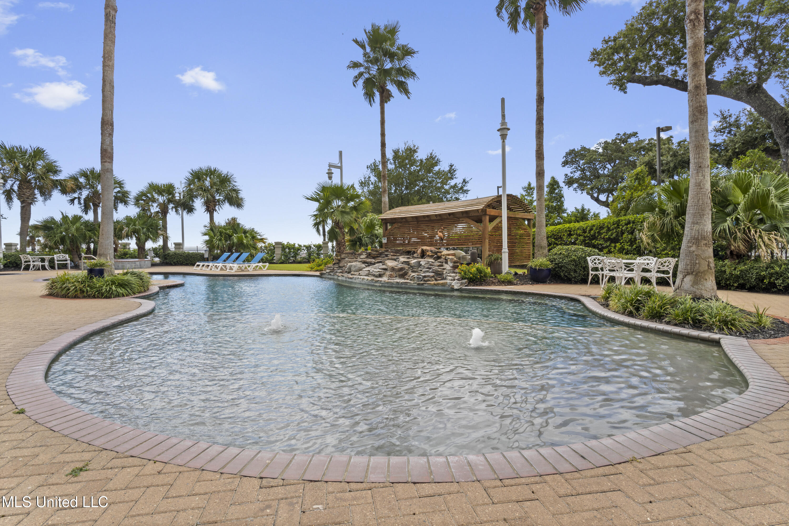2668 Beach Boulevard Property Photo 48