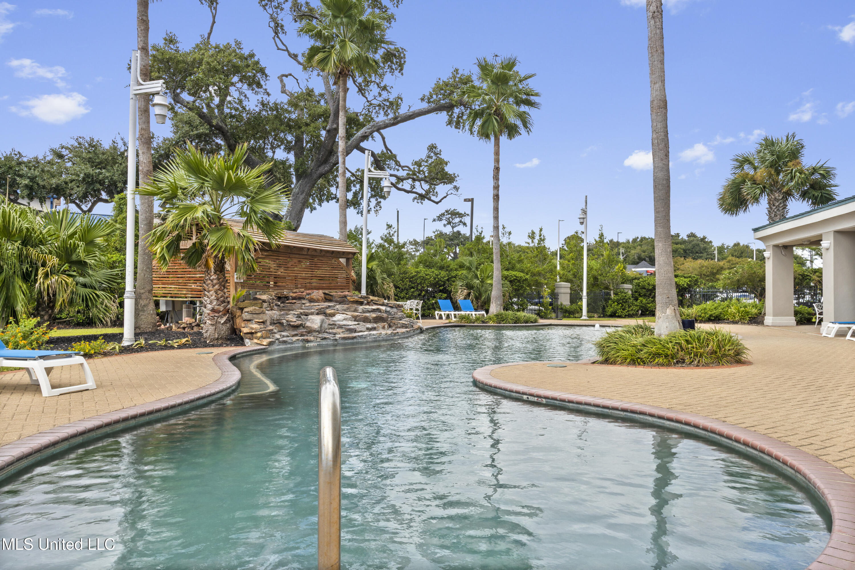 2668 Beach Boulevard Property Photo 49