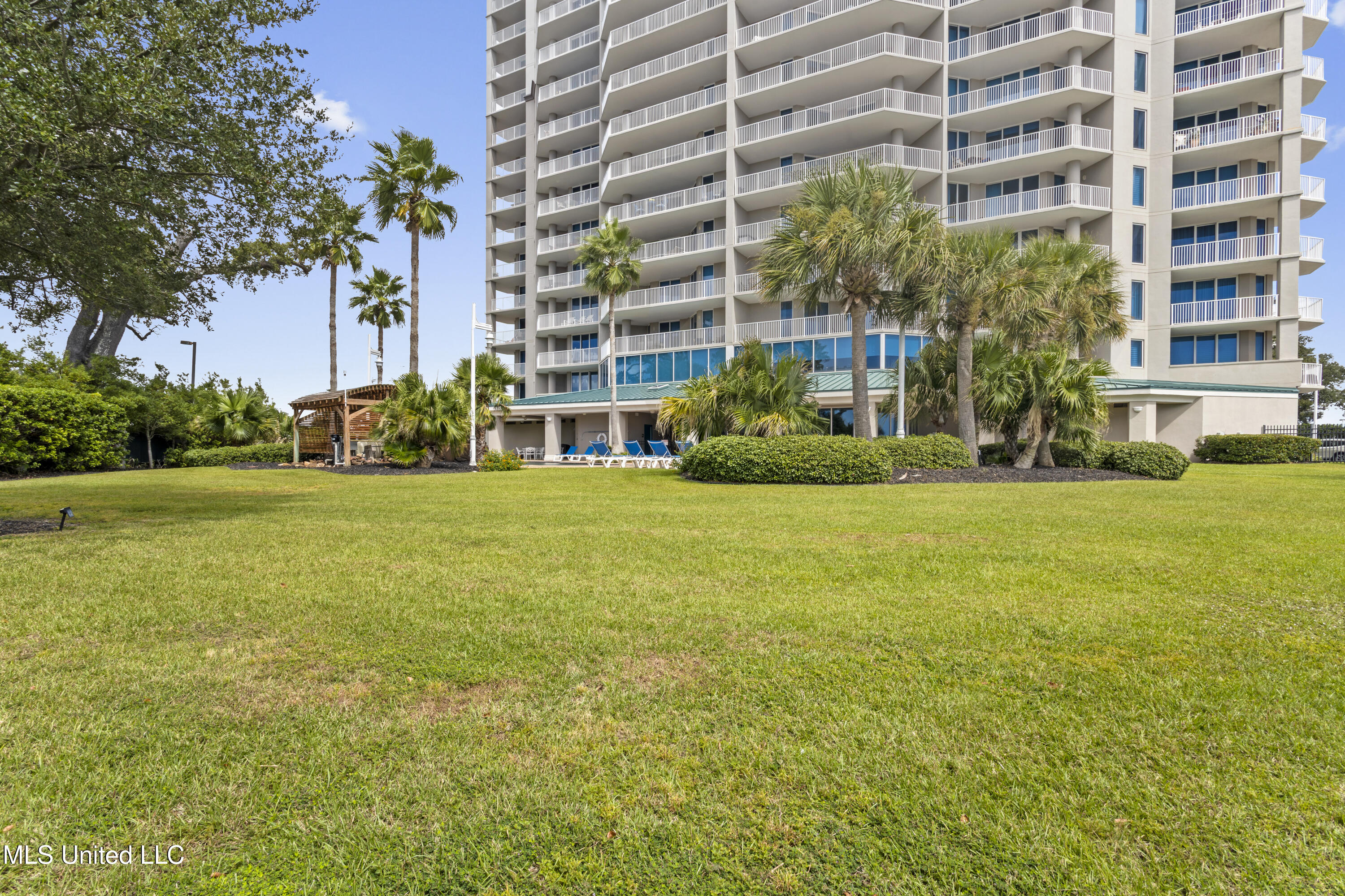 2668 Beach Boulevard Property Photo 55
