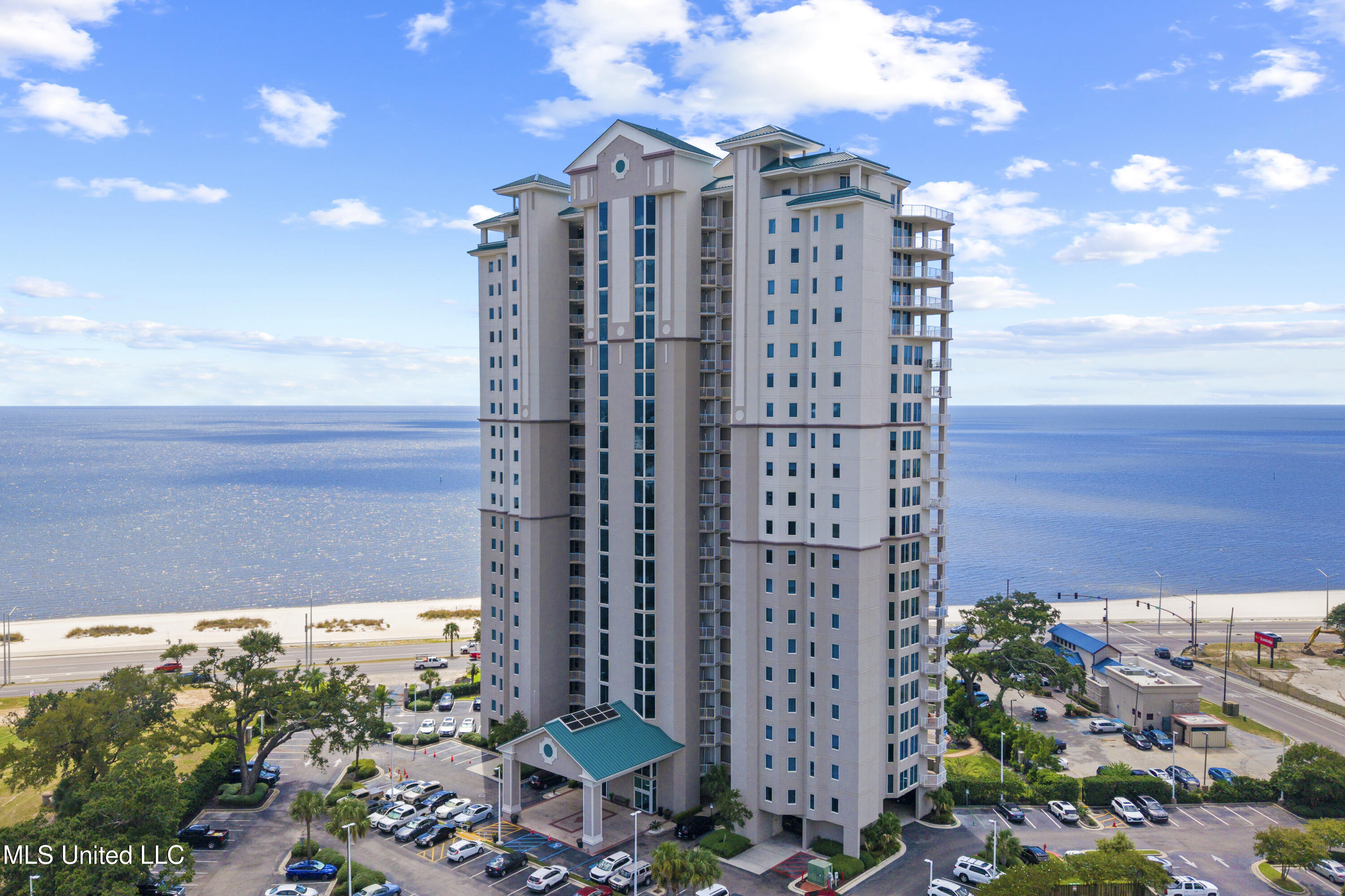 2668 Beach Boulevard Property Photo 60