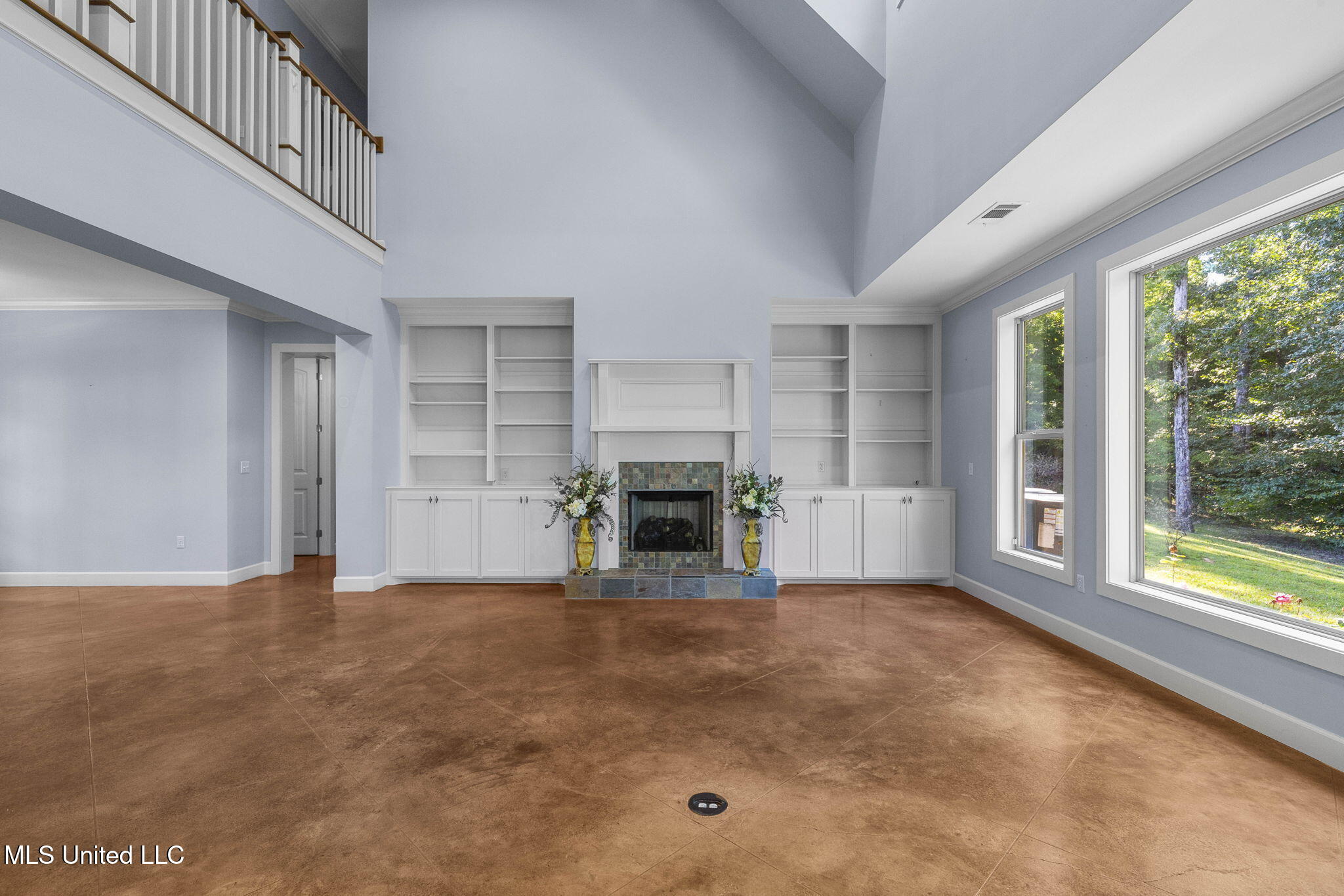 115 Ashley Drive Property Photo 6