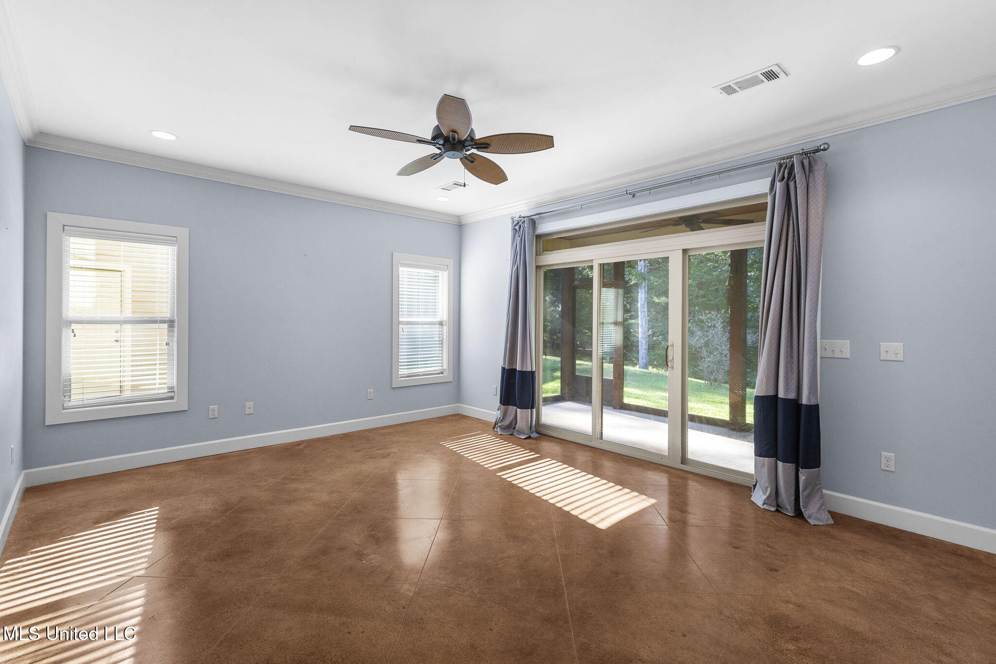 115 Ashley Drive Property Photo 17