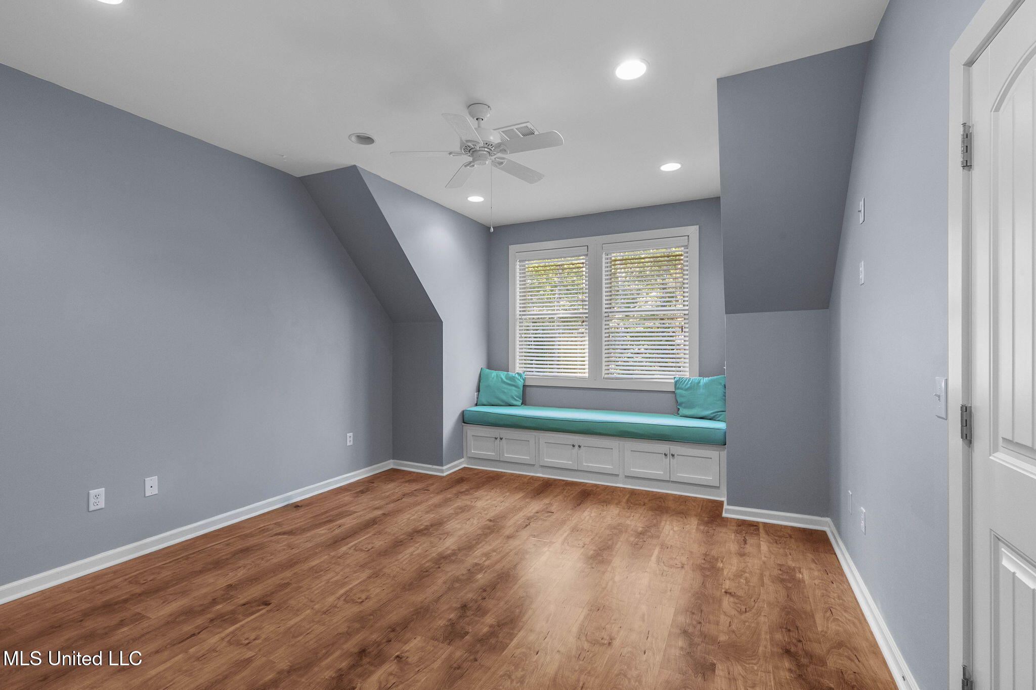 115 Ashley Drive Property Photo 36