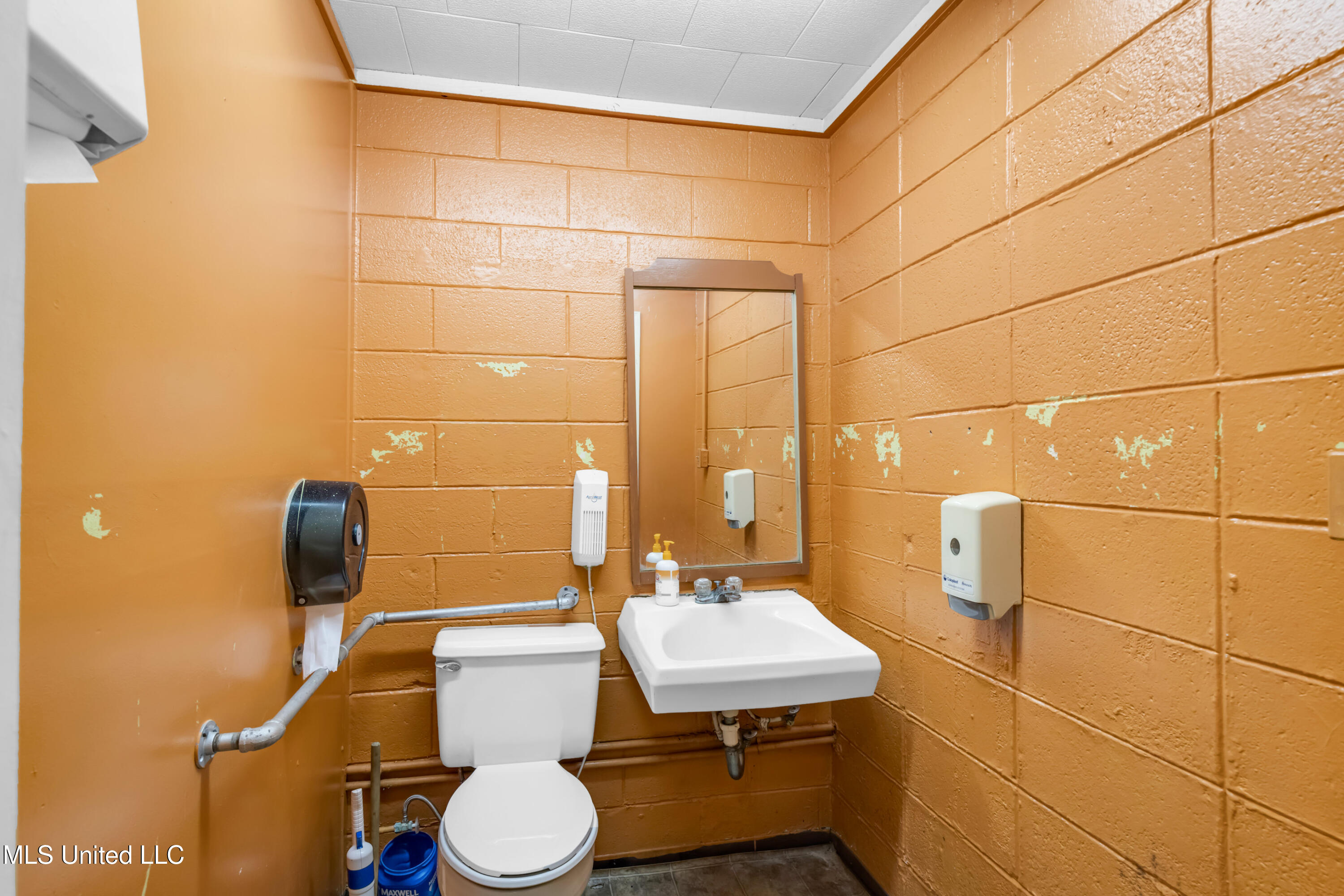 393 Tegarden Road Property Photo 37