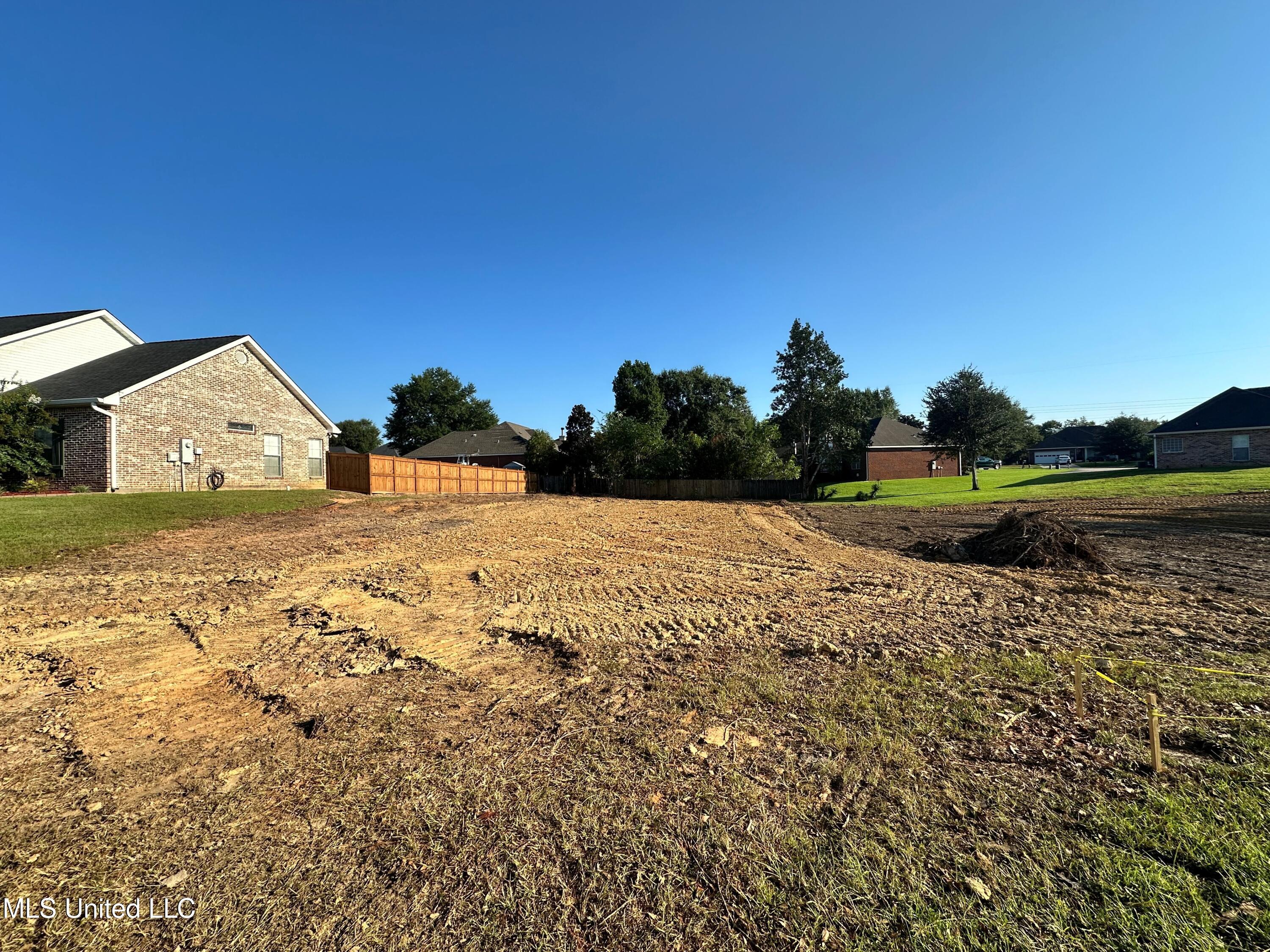 Overlook Drive Property Photo 2