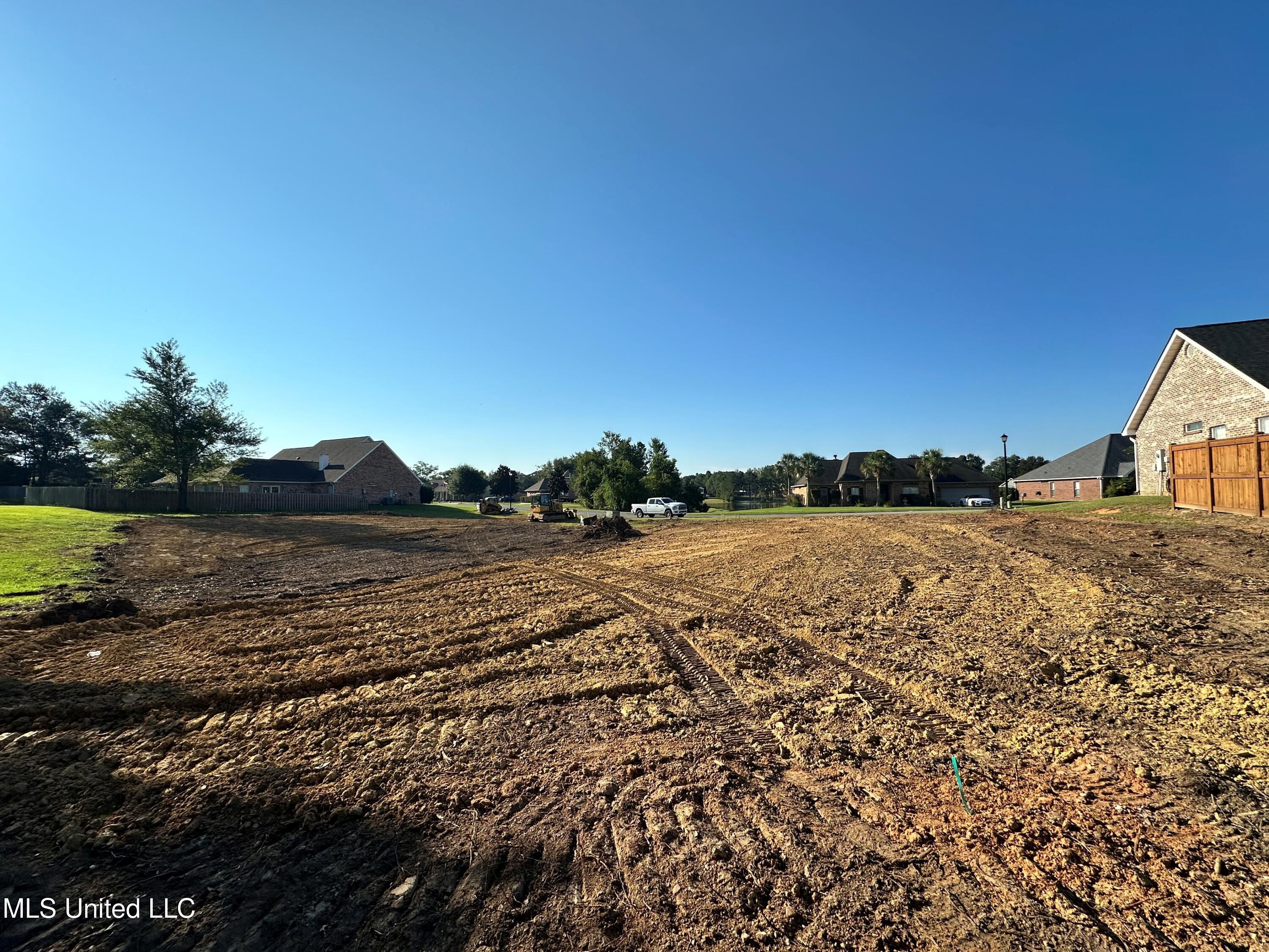 Overlook Drive Property Photo 4