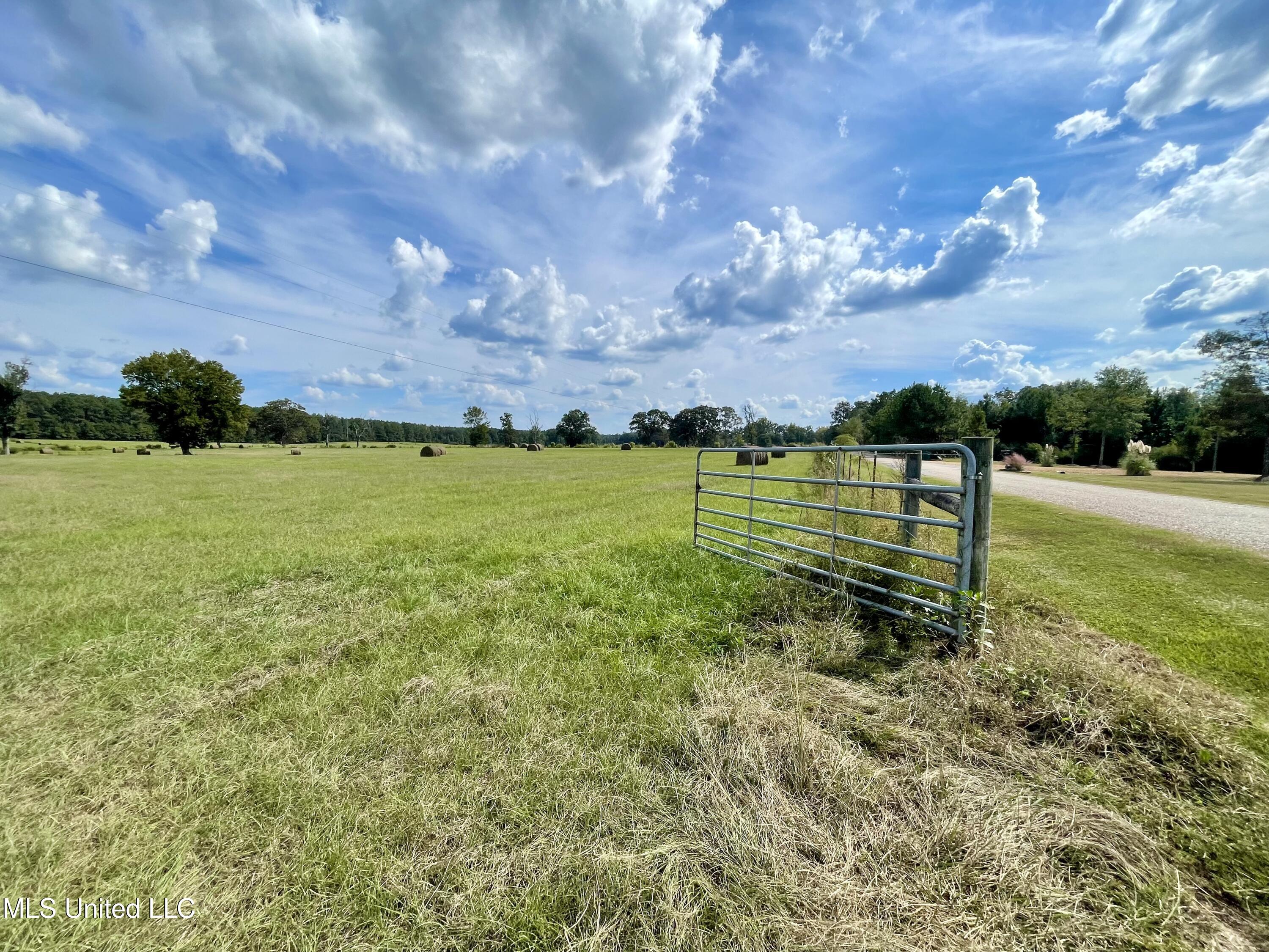 Sw Dalton Lane Property Photo 2