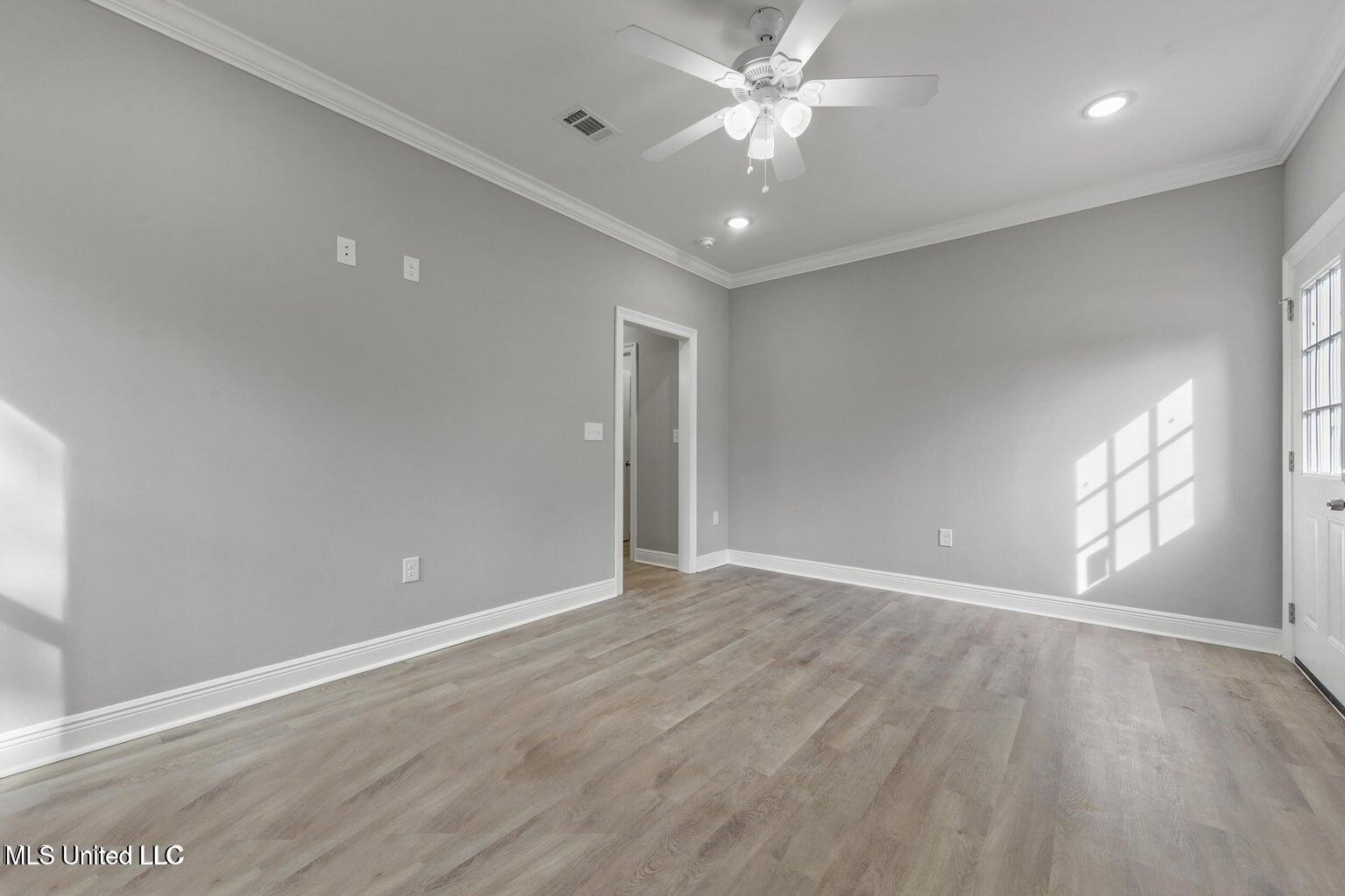 14003 Waterford Cove Property Photo 12