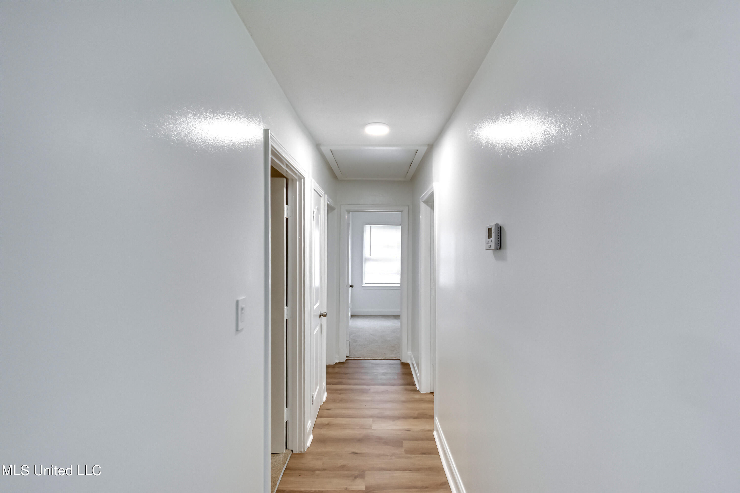 1872 Shady Ln Drive Property Photo 11