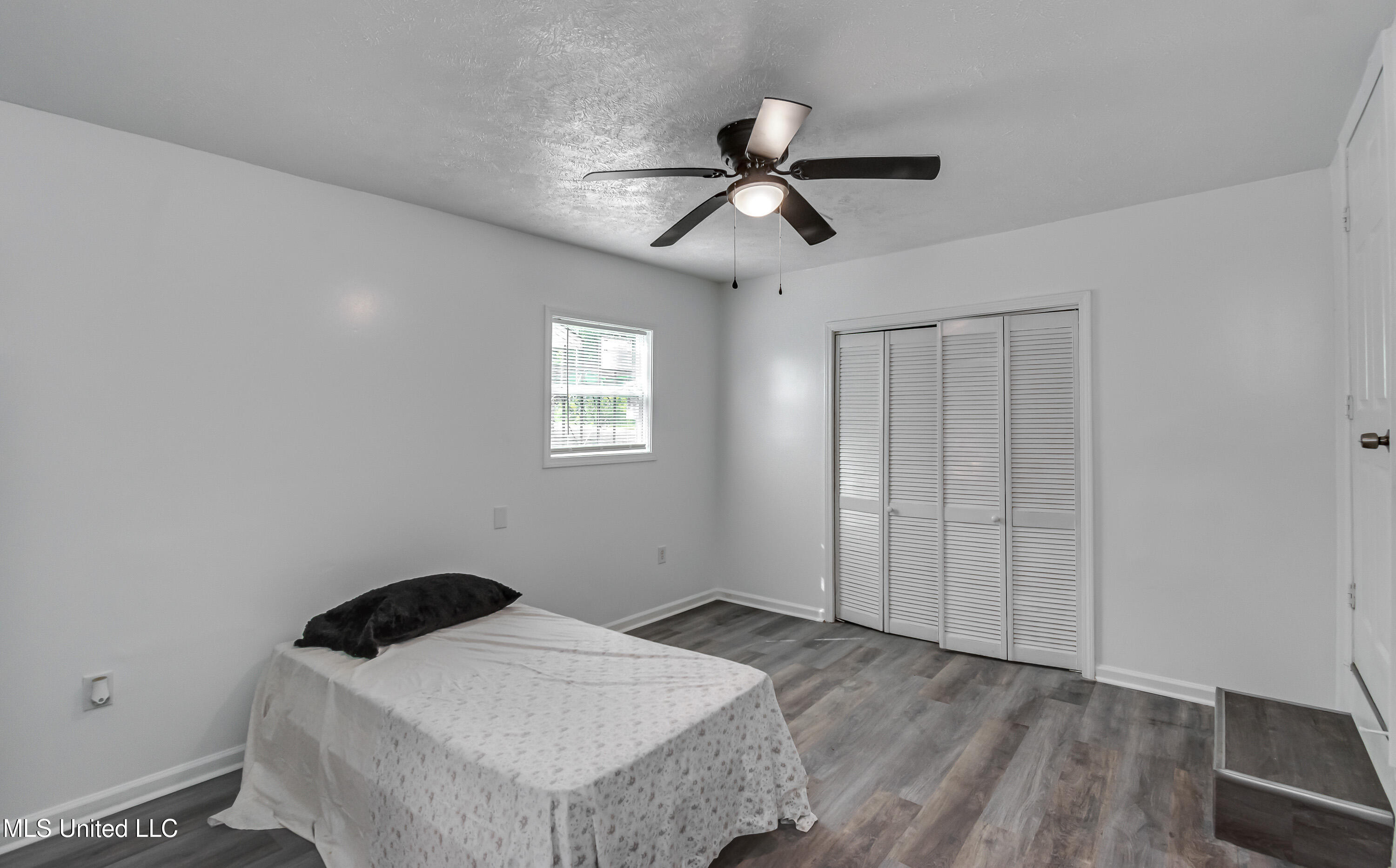 1872 Shady Ln Drive Property Photo 17