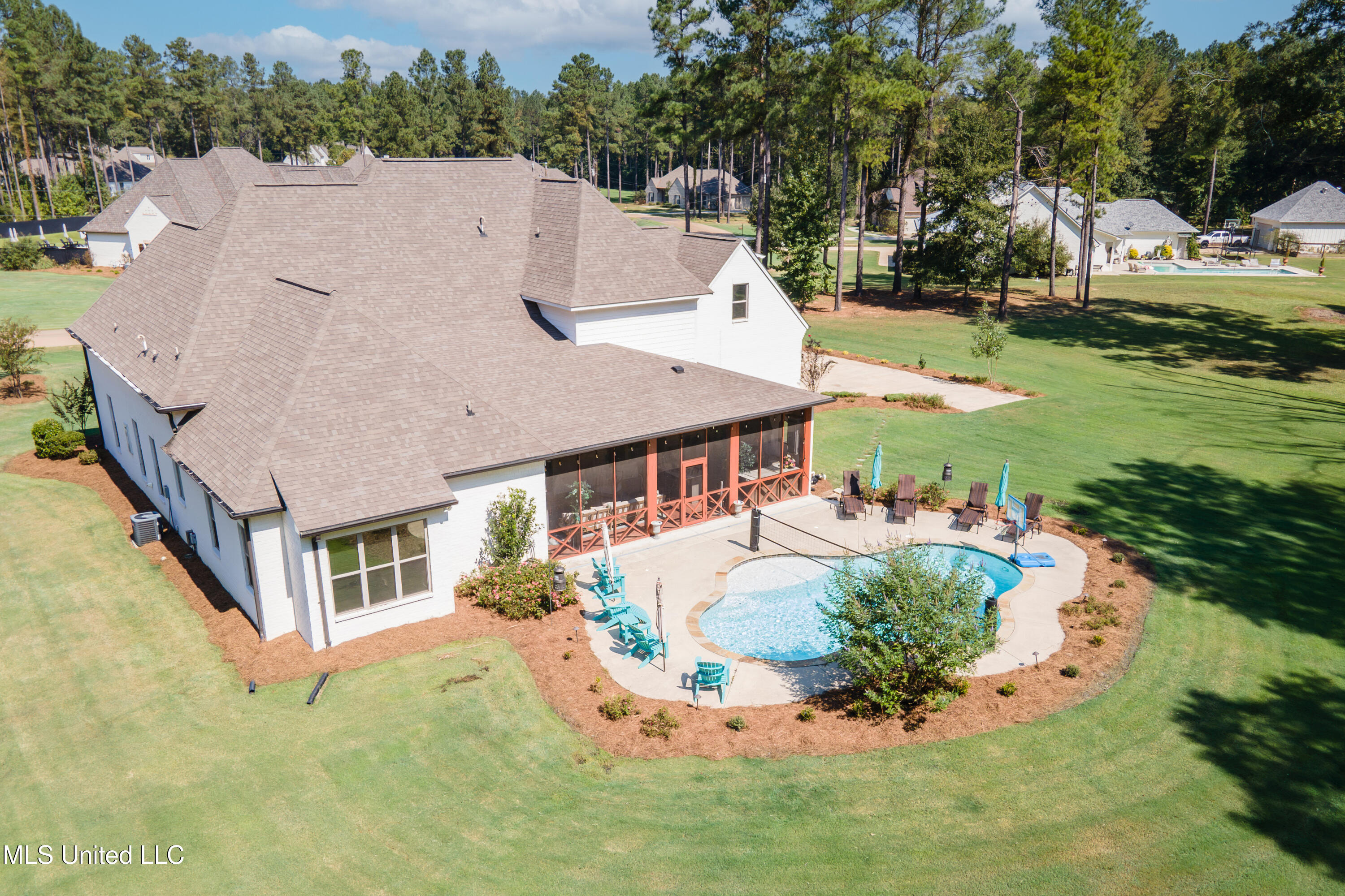 493 Viewpointe Way Property Photo 13