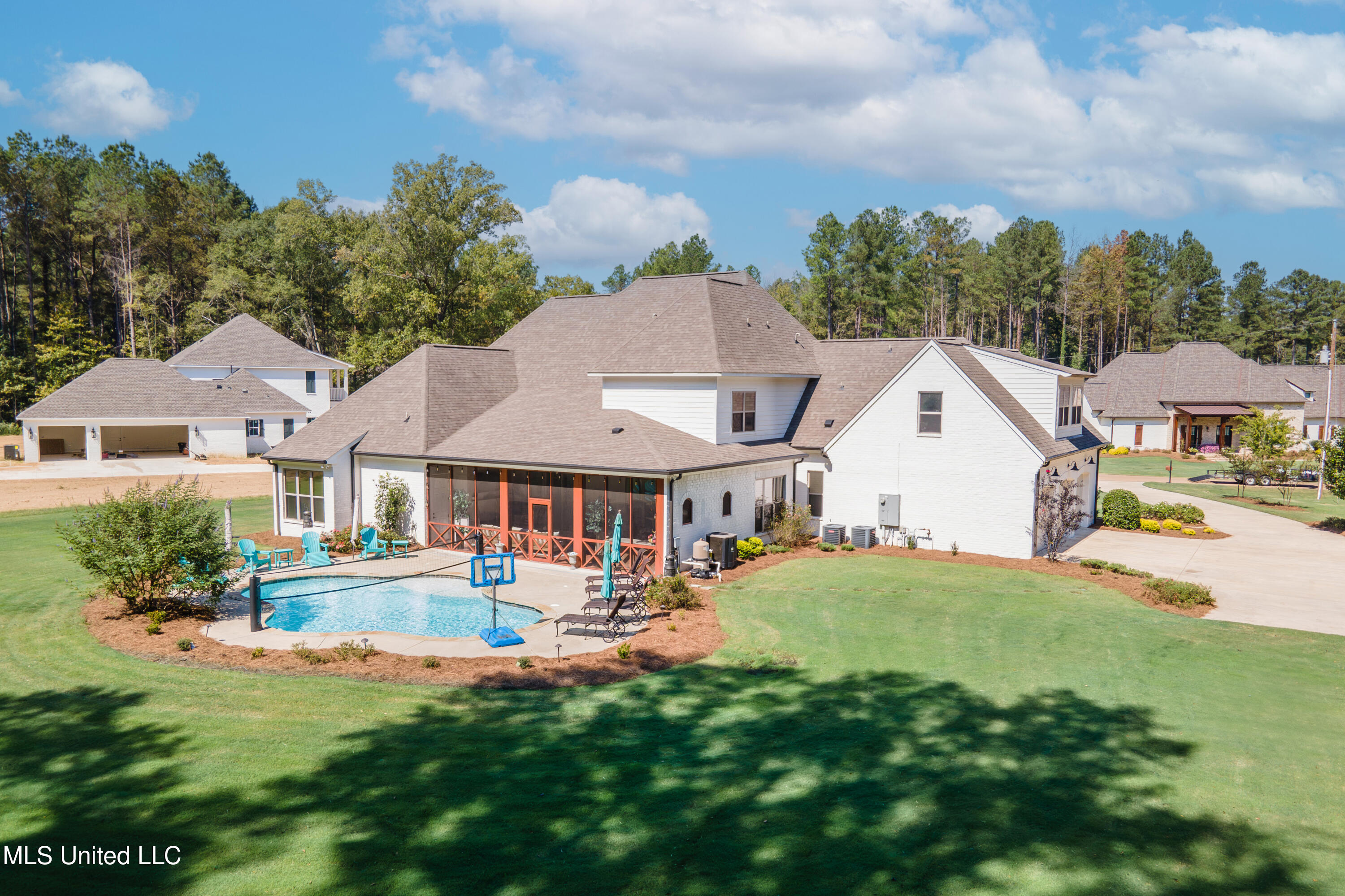 493 Viewpointe Way Property Photo 15