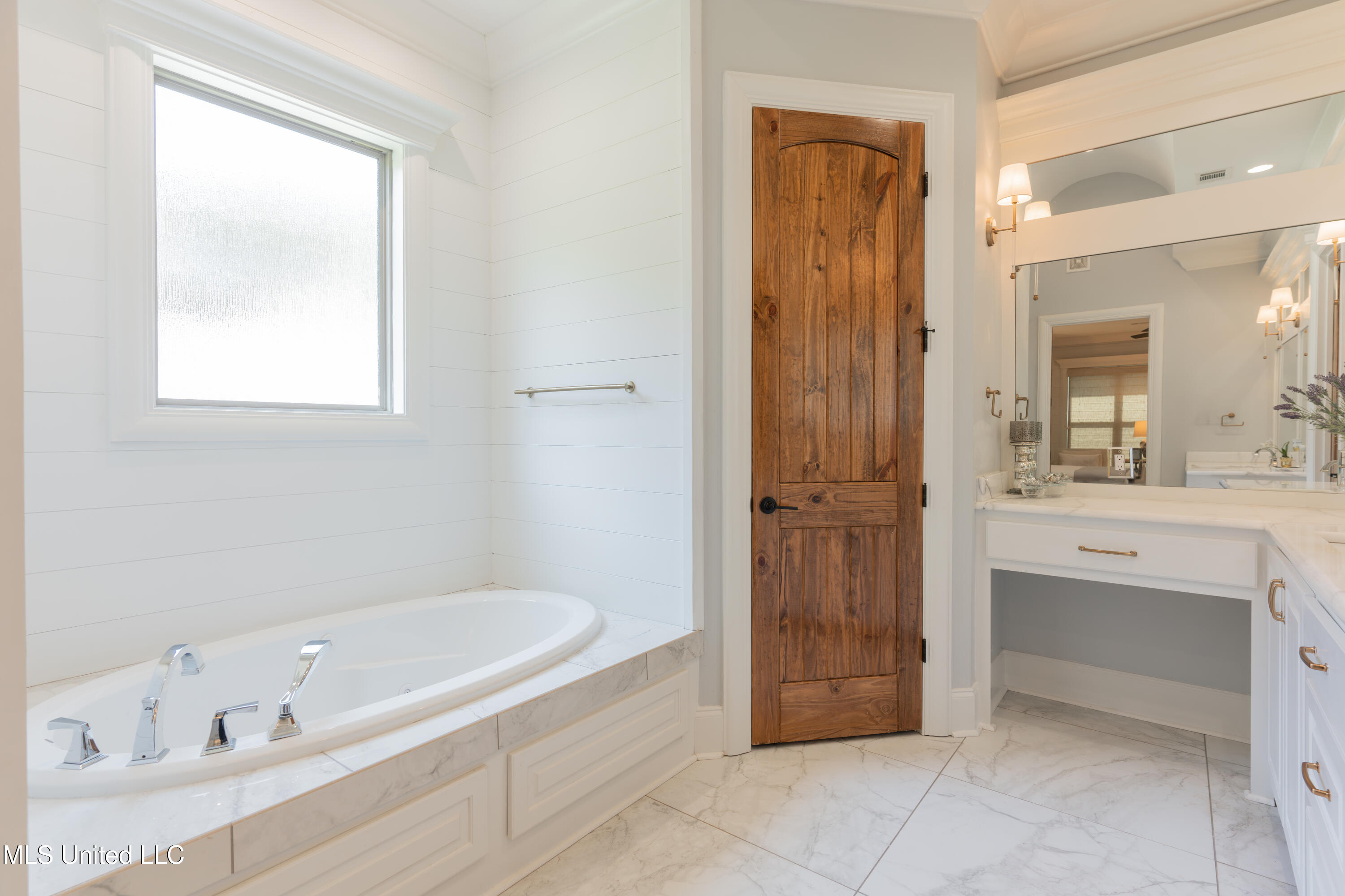 493 Viewpointe Way Property Photo 65