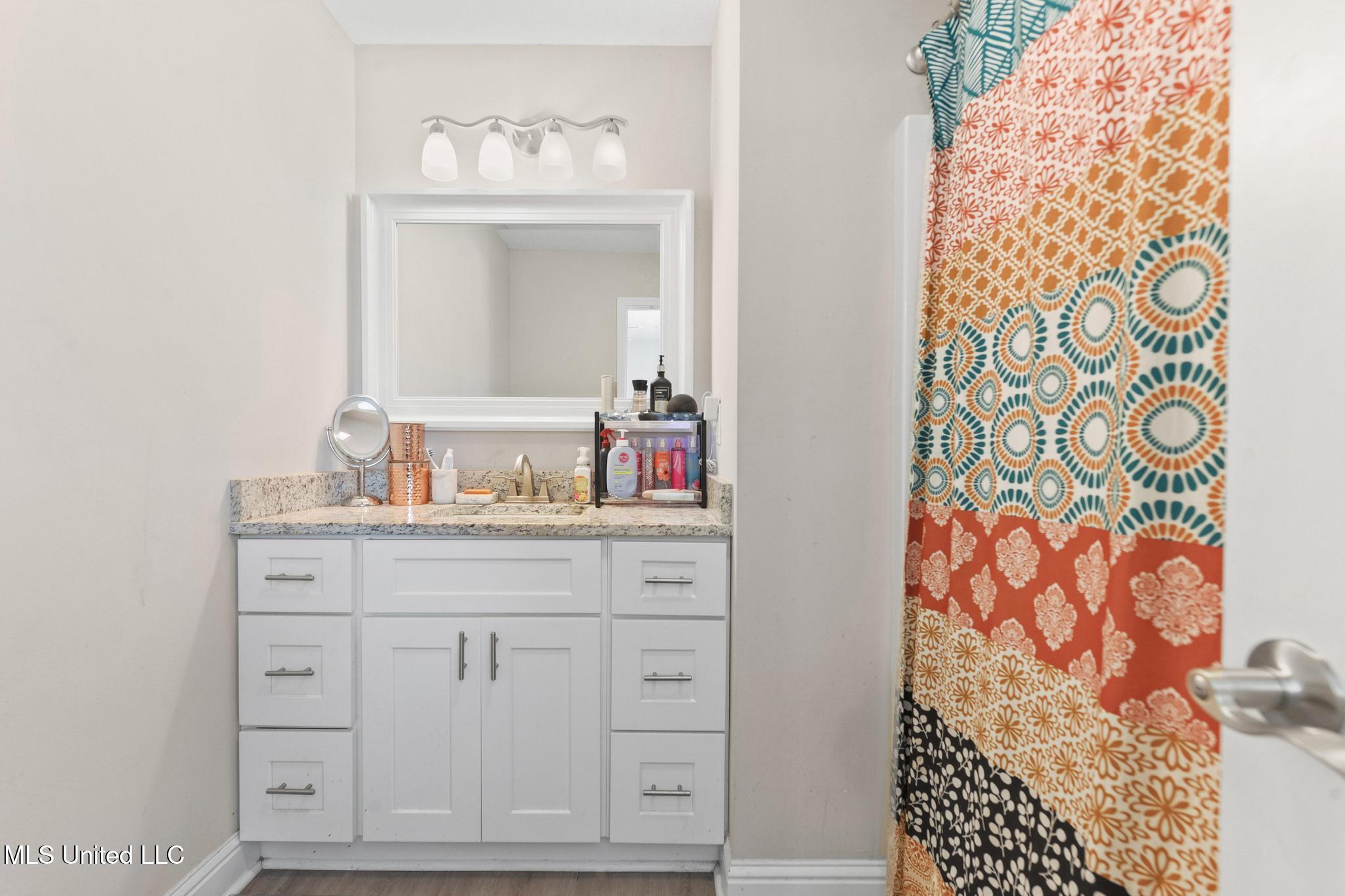 15417 Glen Drive Property Photo 11