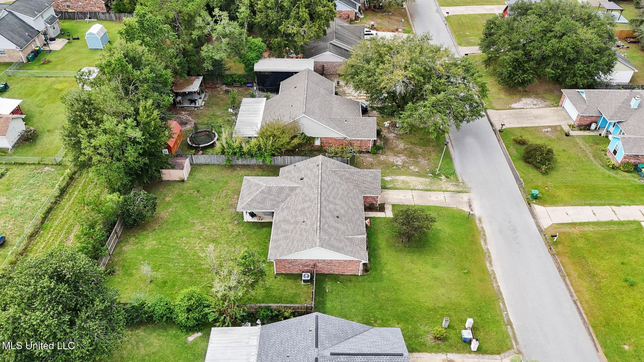 15417 Glen Drive Property Photo 22