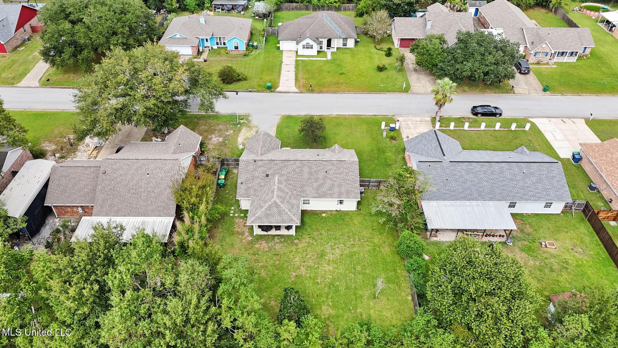 15417 Glen Drive Property Photo 24