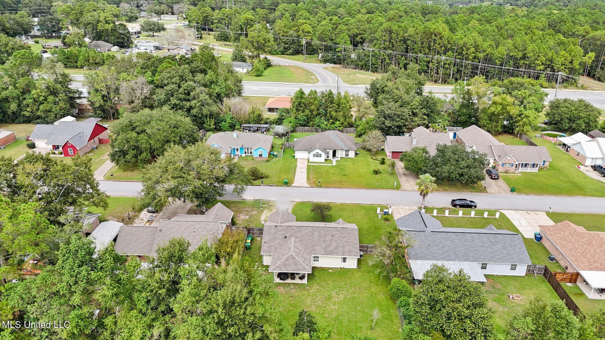 15417 Glen Drive Property Photo 25