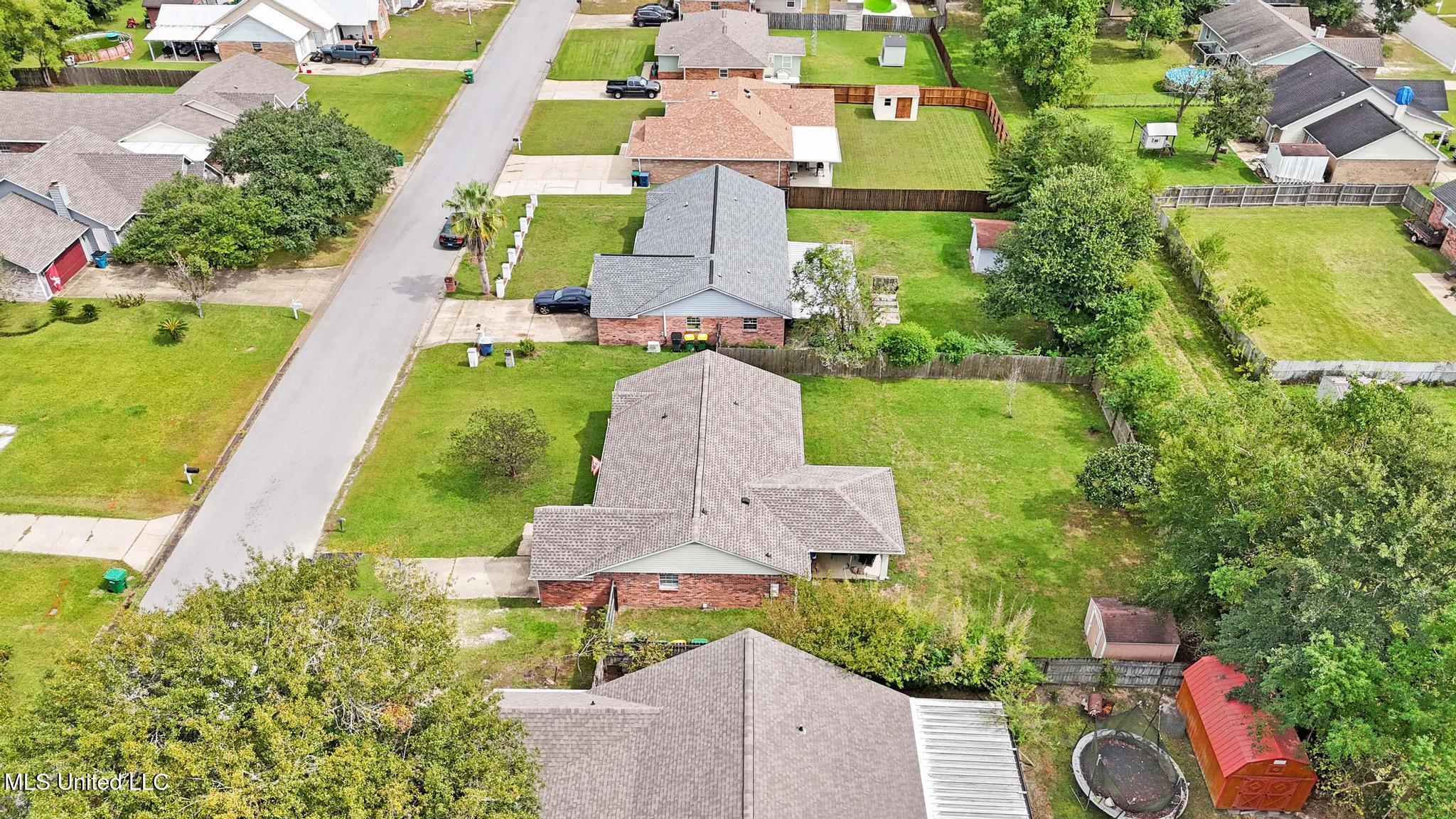 15417 Glen Drive Property Photo 27