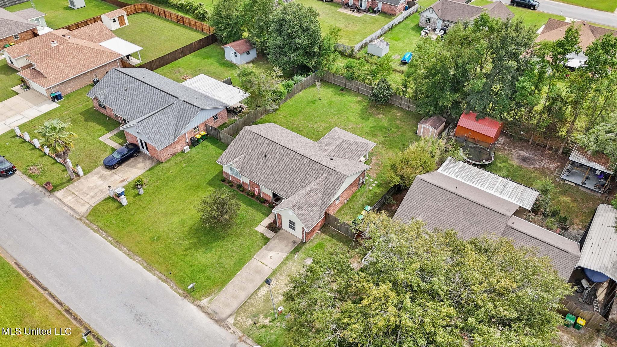 15417 Glen Drive Property Photo 28