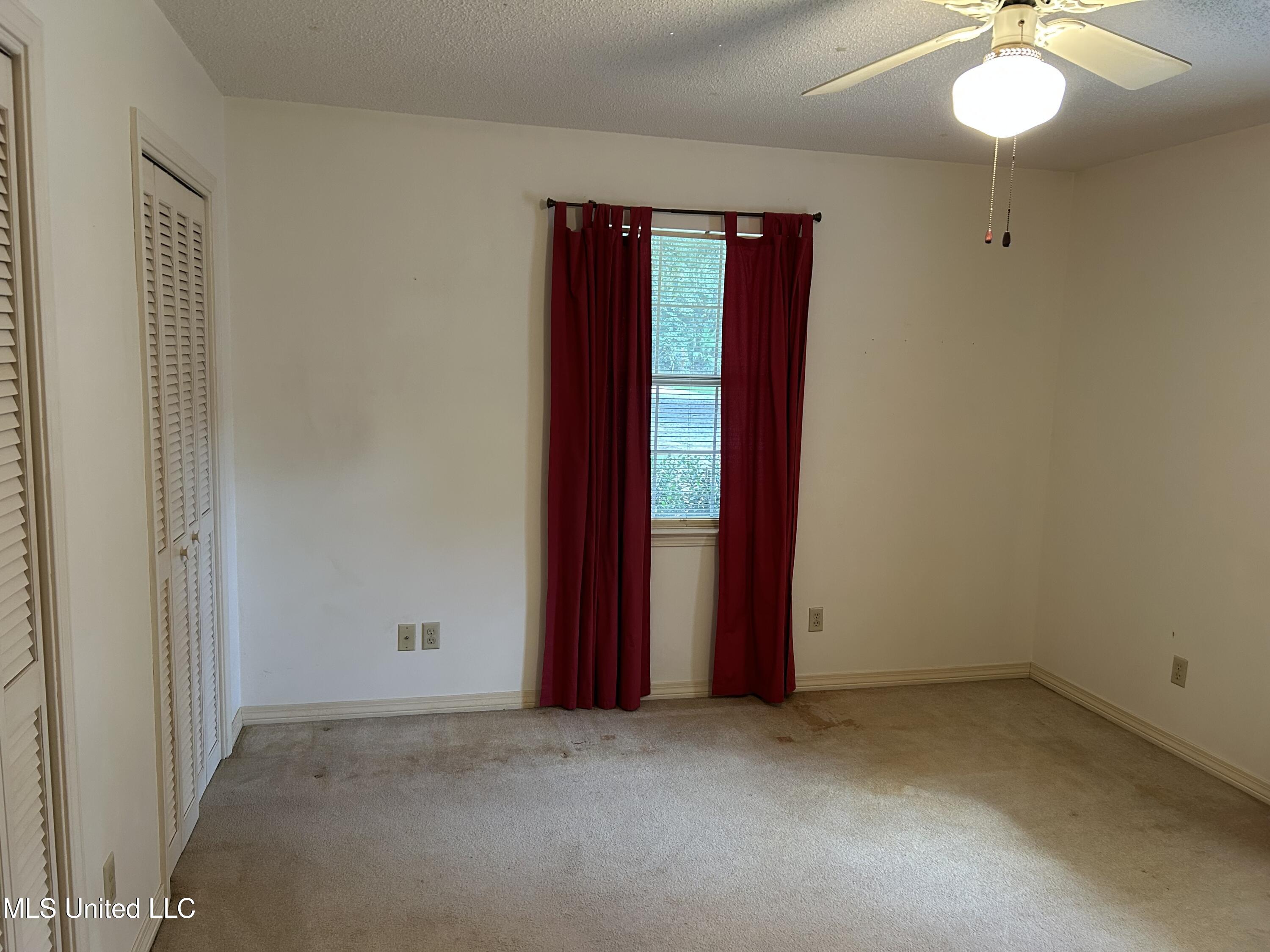 2240 Brookside Street Property Photo 18