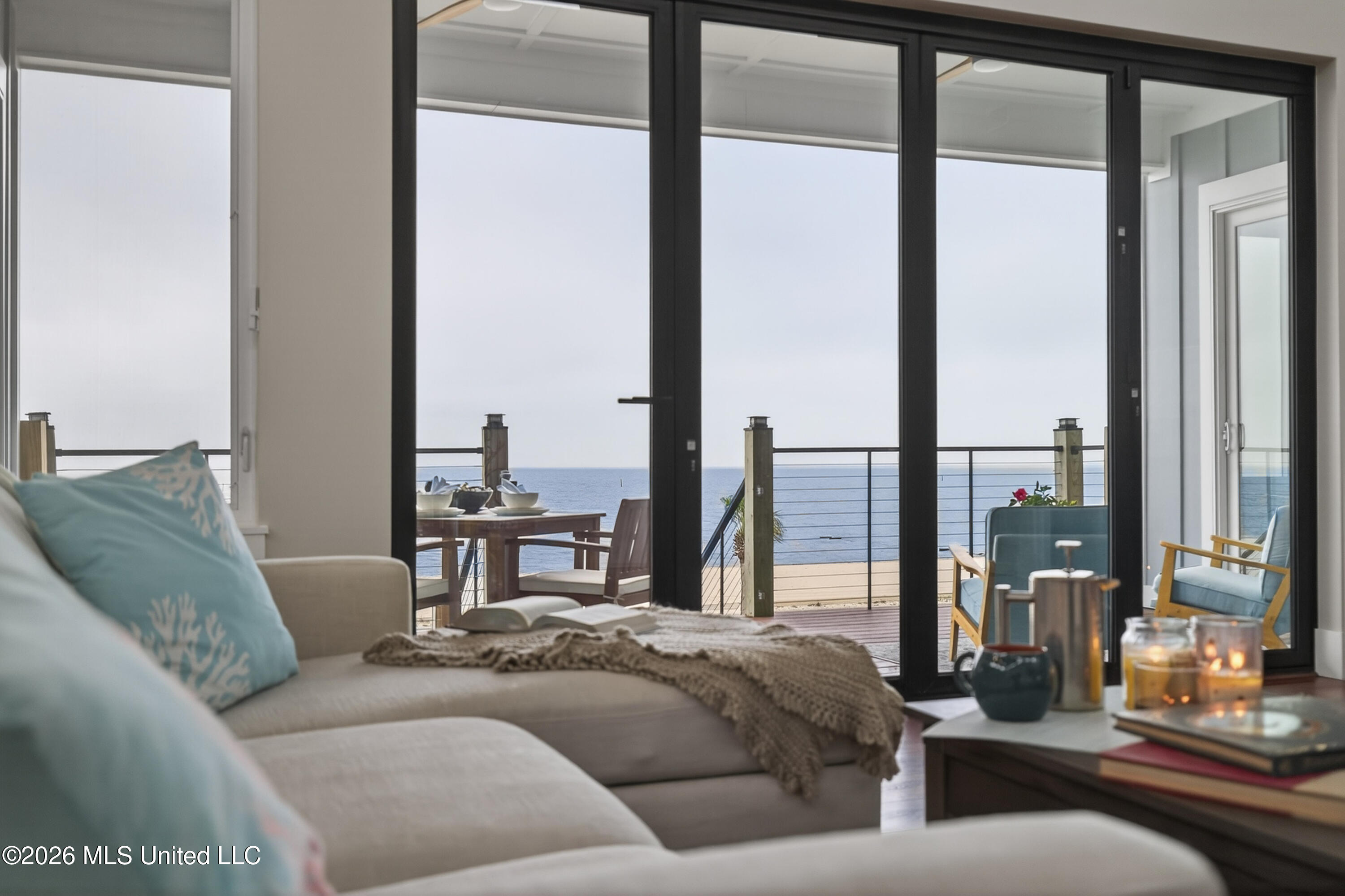 790 W Beach Boulevard Property Photo 4