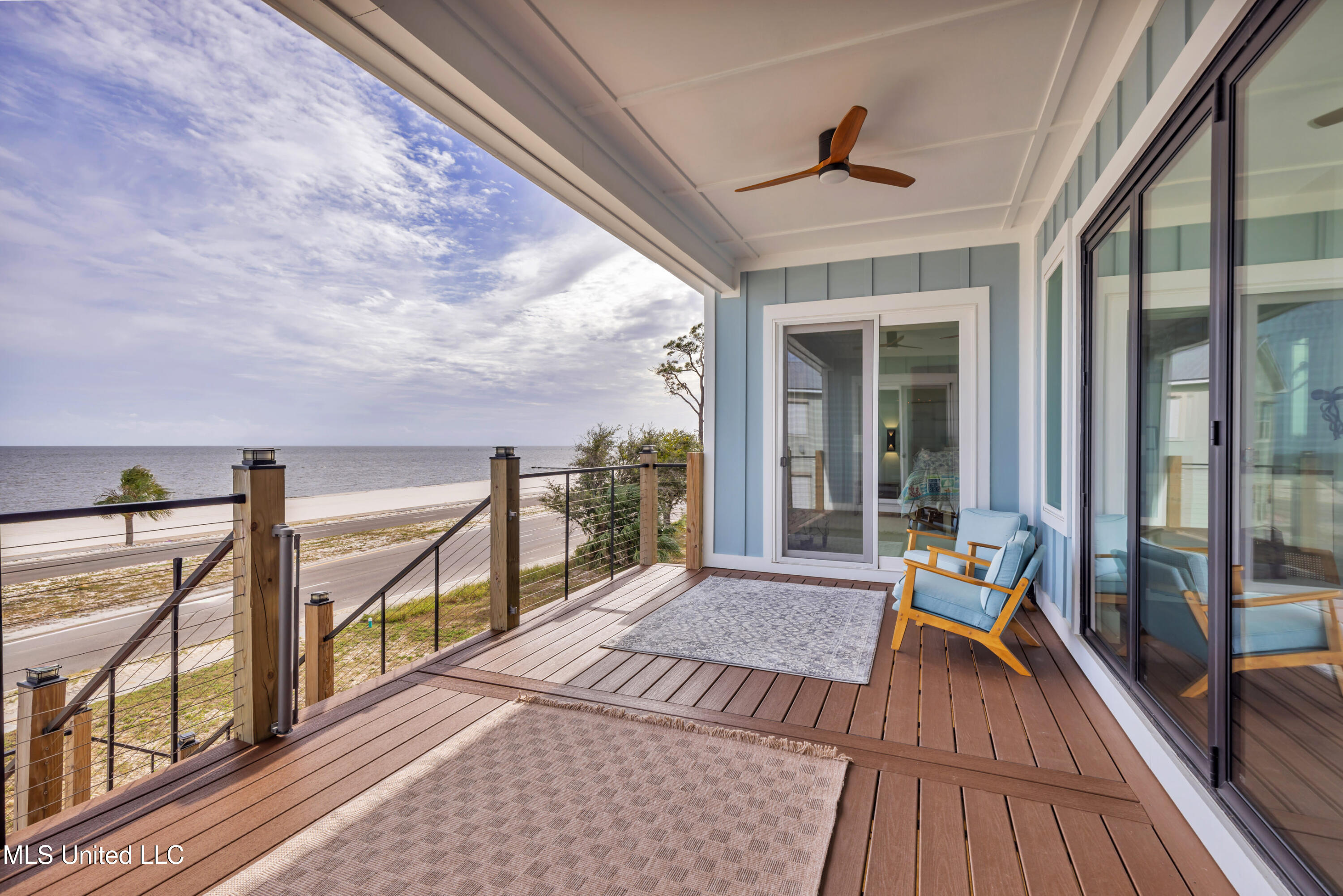 790 W Beach Boulevard Property Photo 21