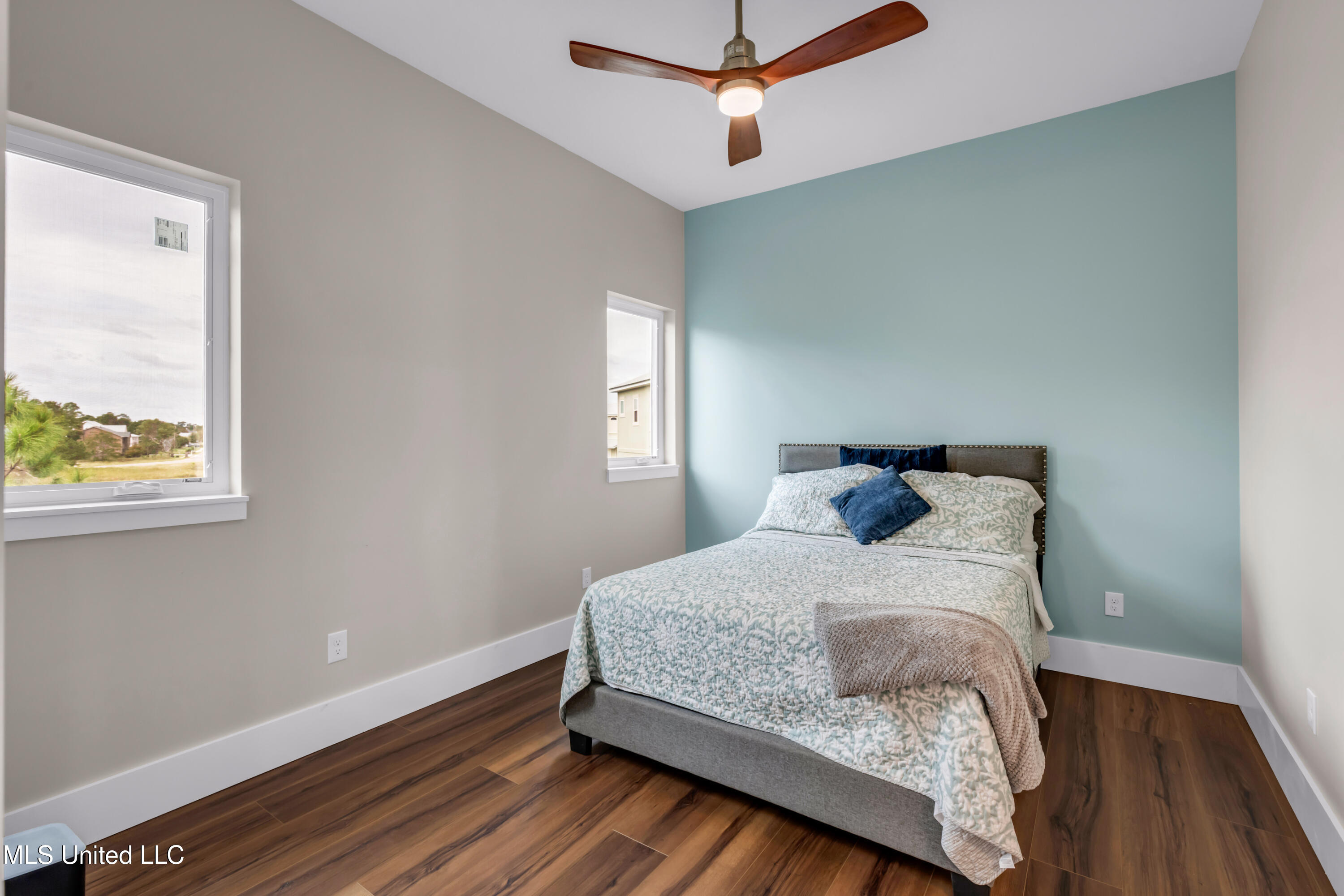 790 W Beach Boulevard Property Photo 66