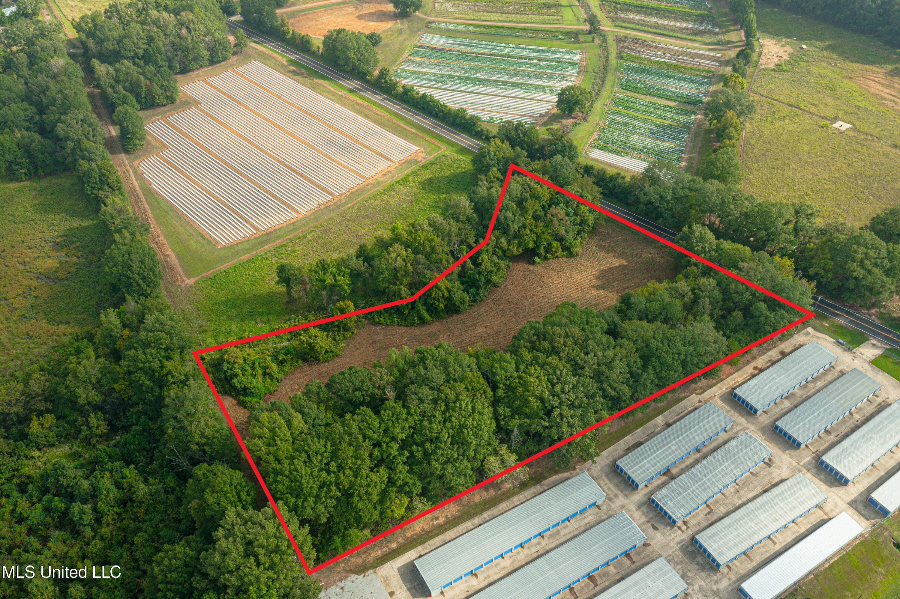 1st Street Property Photo 5