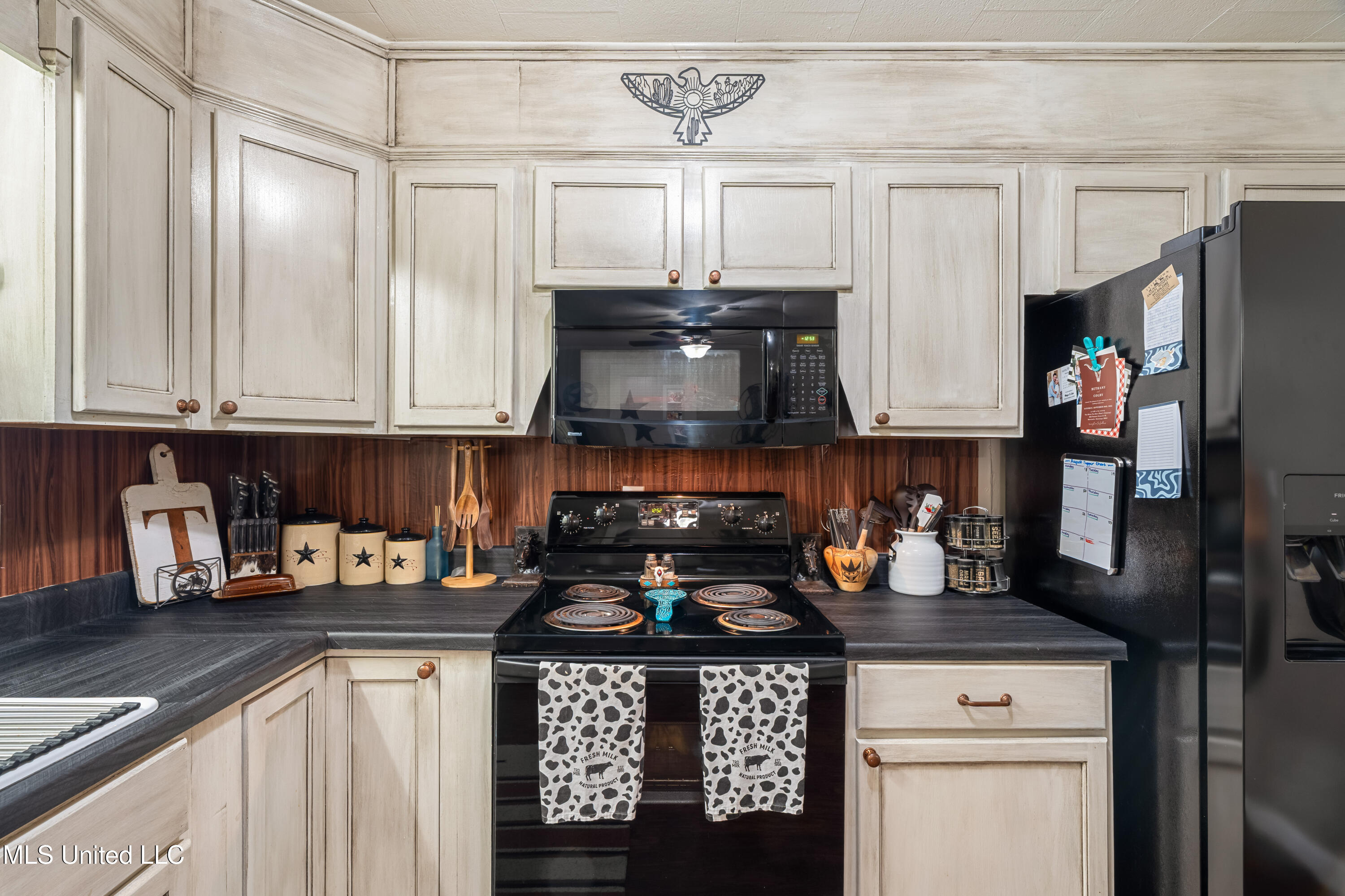 222 Log Cabin Road Property Photo 11