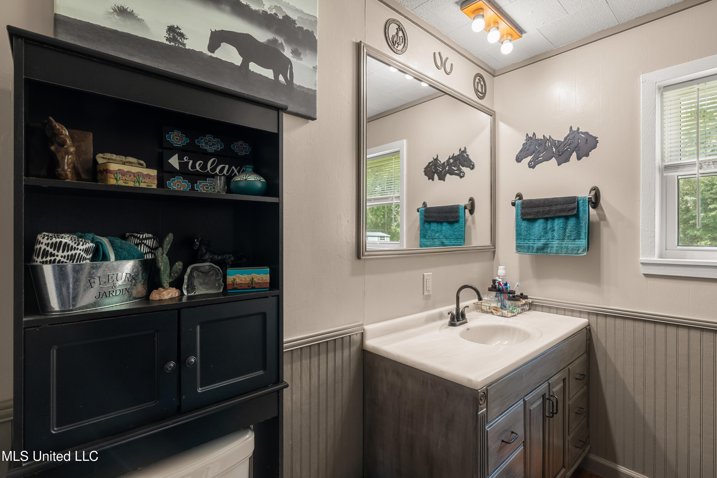 222 Log Cabin Road Property Photo 31