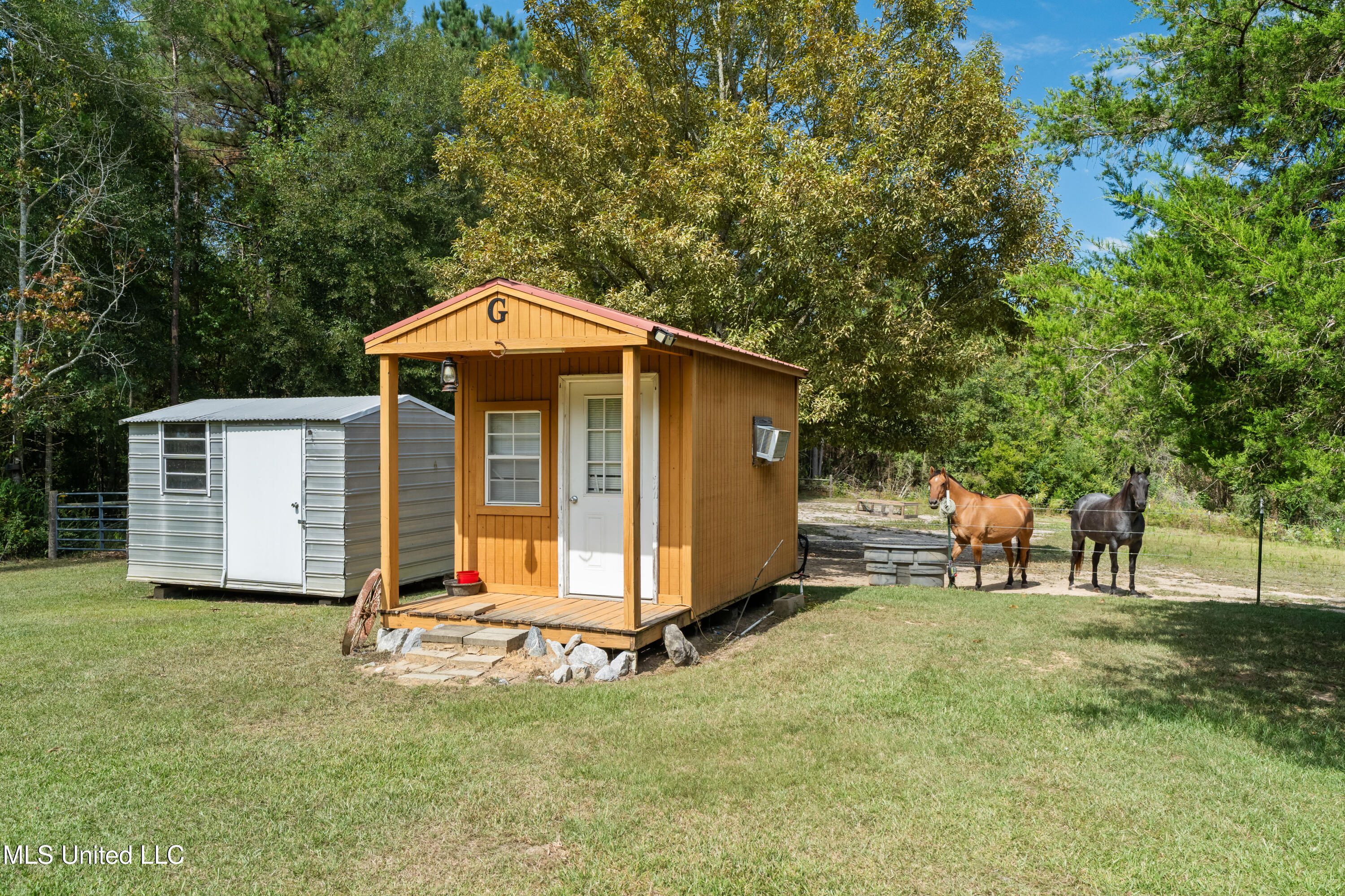 222 Log Cabin Road Property Photo 37
