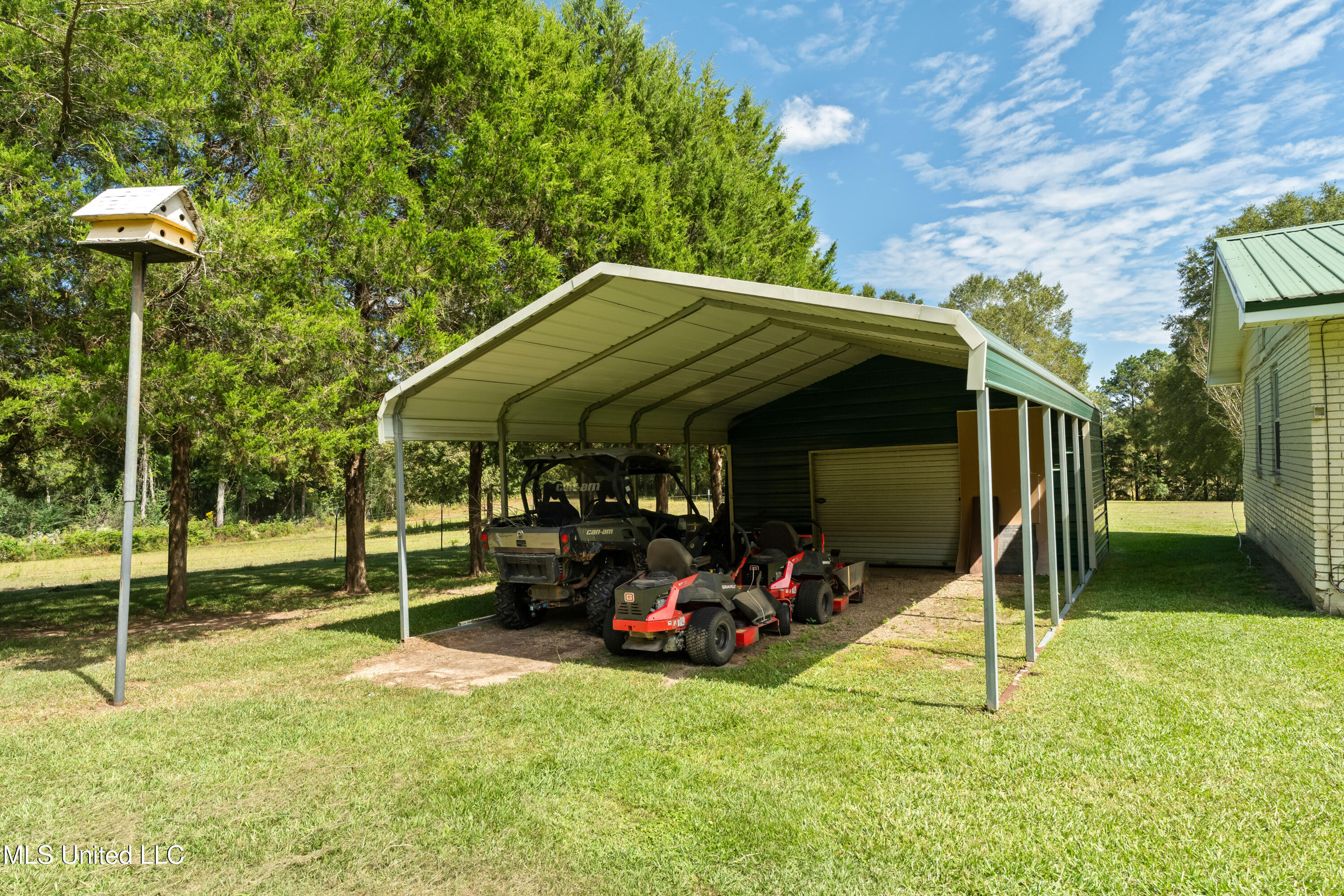 222 Log Cabin Road Property Photo 38