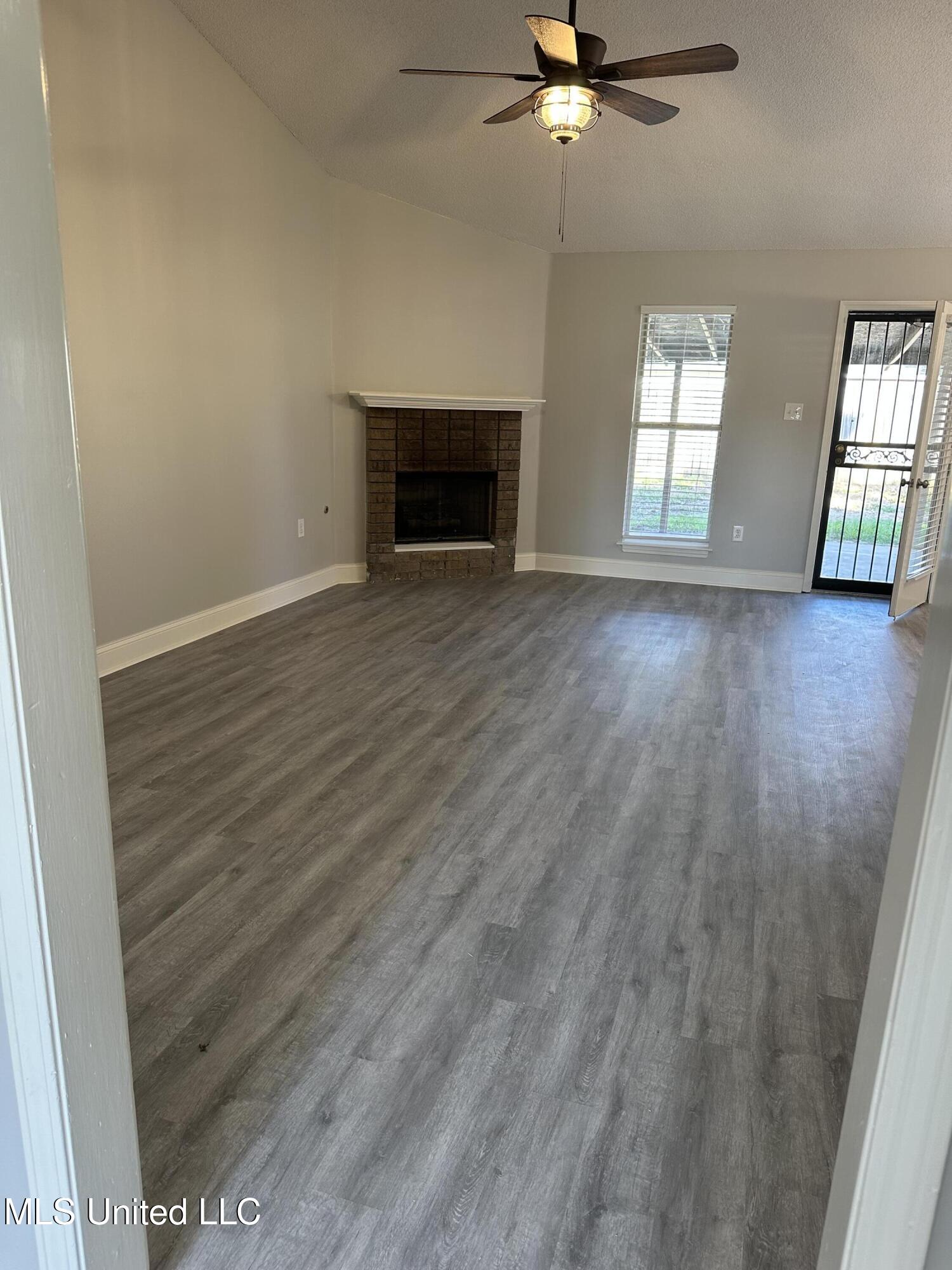 7162 Layne Drive Property Photo 7