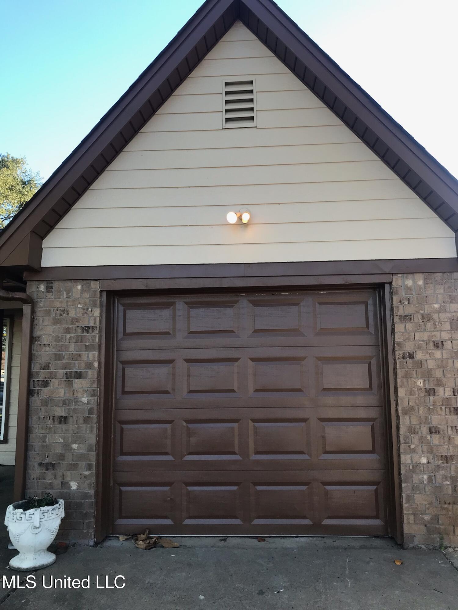 7162 Layne Drive Property Photo 35