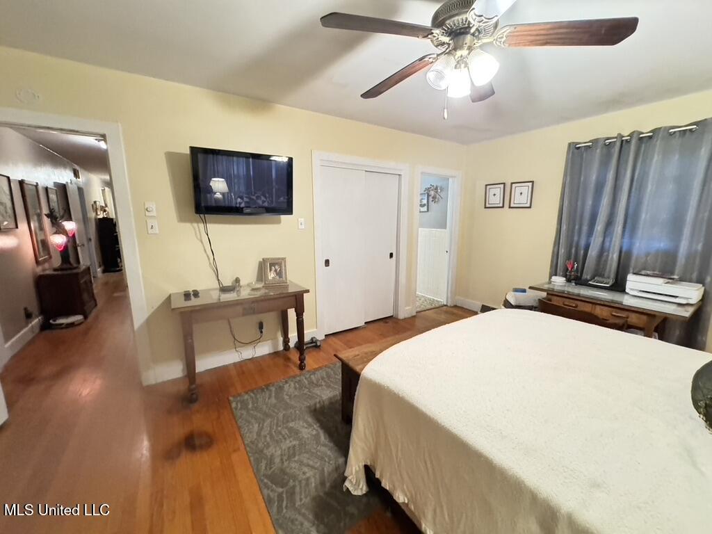 216 Lower Woodville Road Property Photo 14